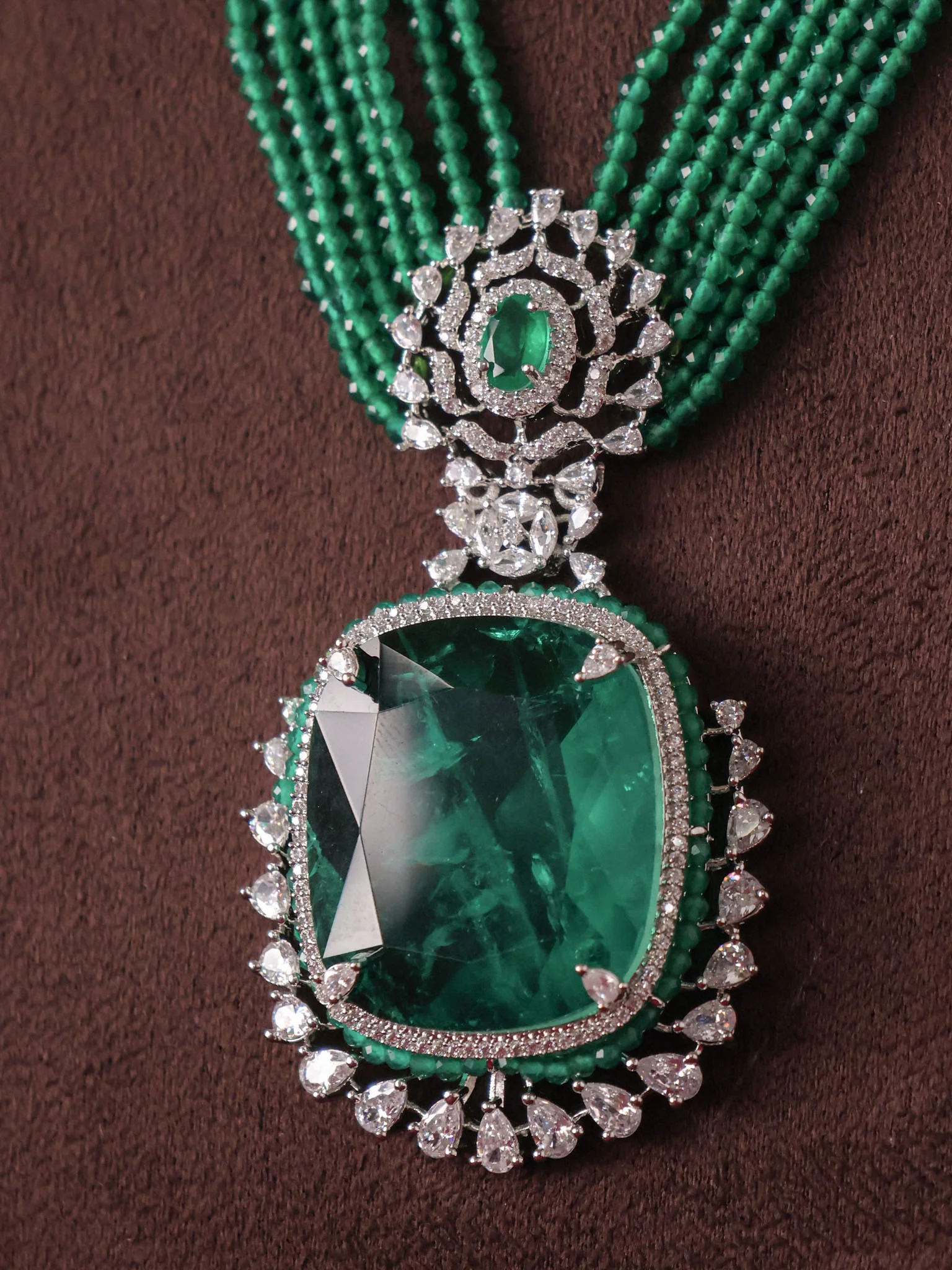 Emerald Royale Couture Set - Image 2