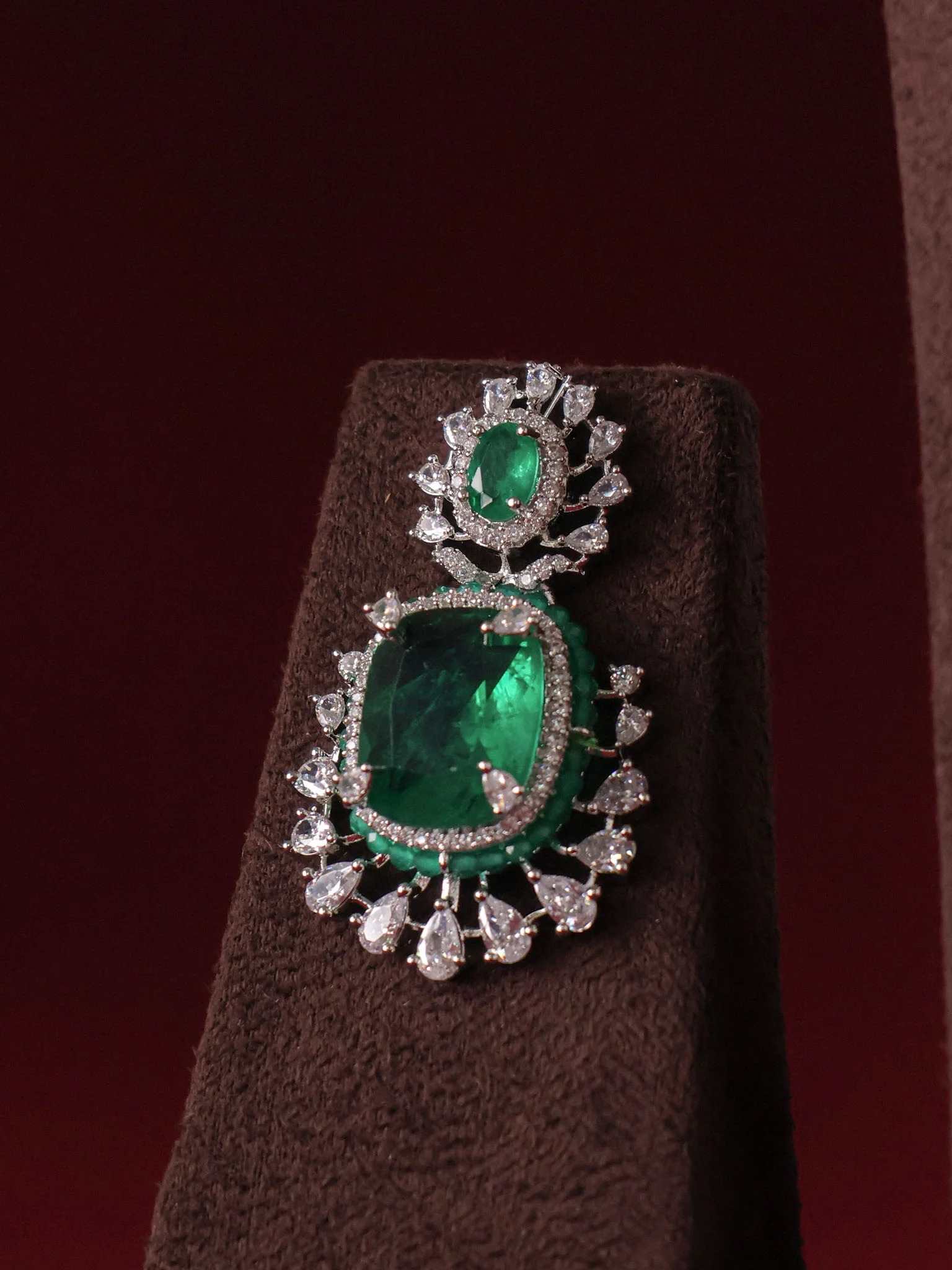 Emerald Royale Couture Set - Image 3