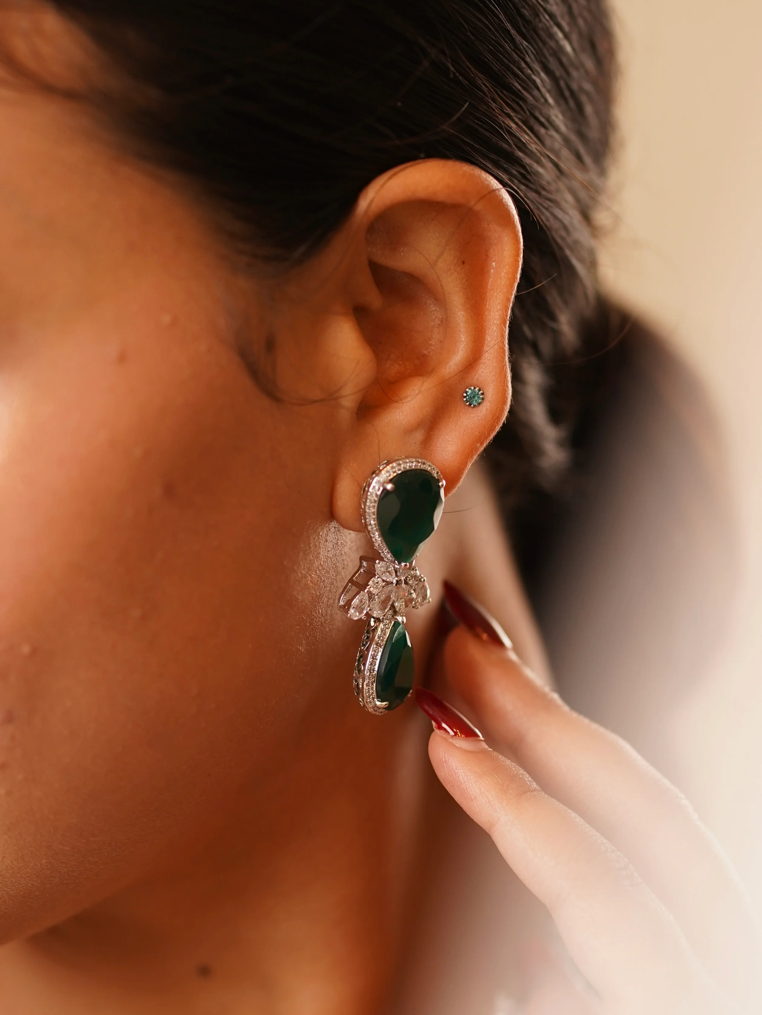 Emerald Teardrop Elegance Set - Image 2