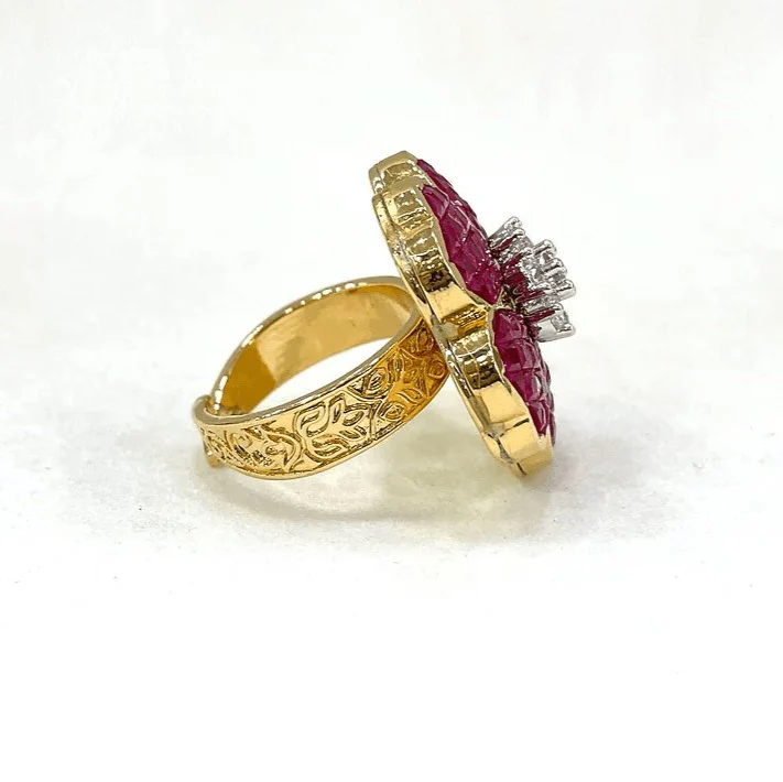 Exquisite Ruby Flower Ring with Diamond - Image 5