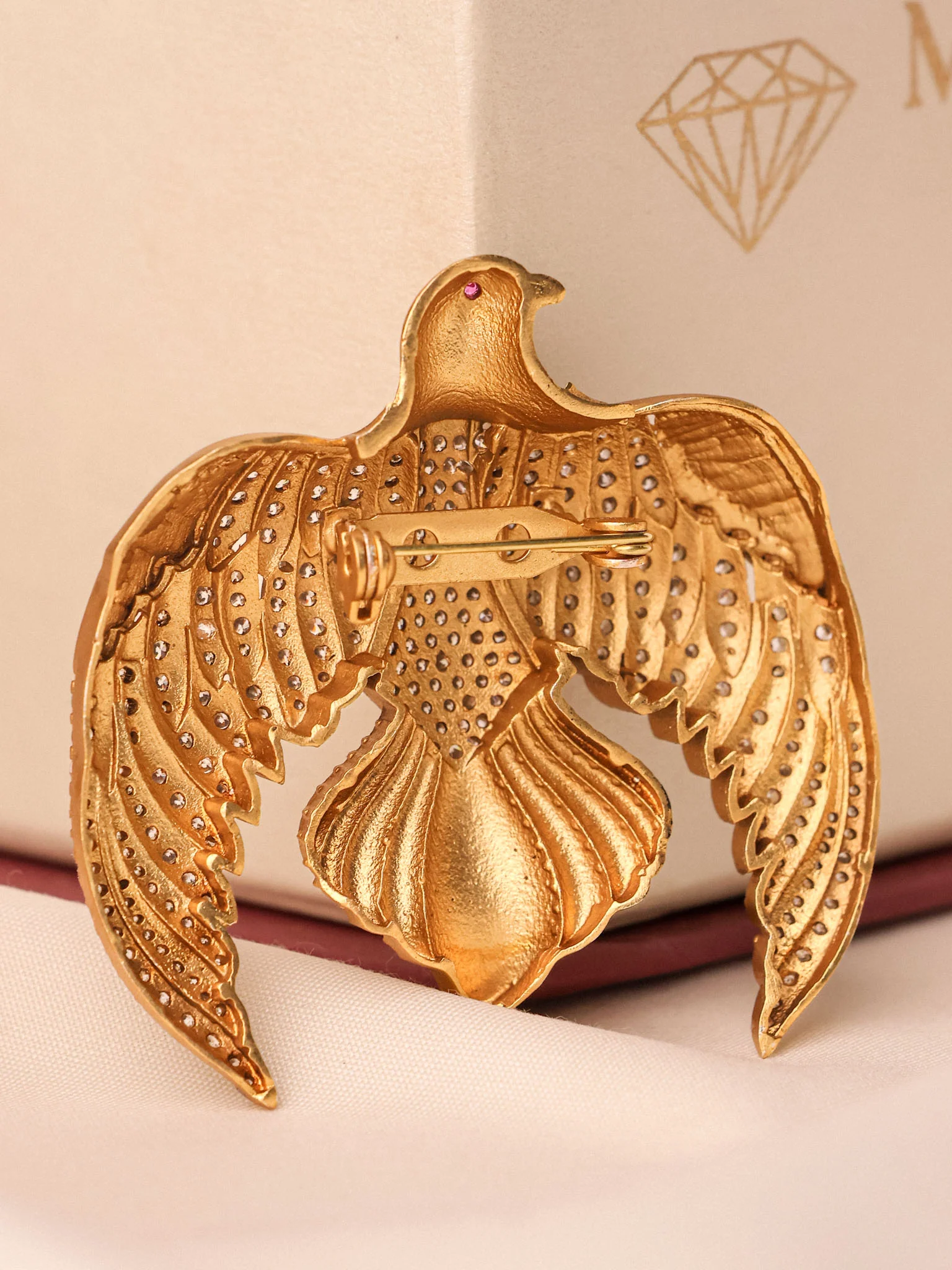 Garuda Noor Brooch - Image 4