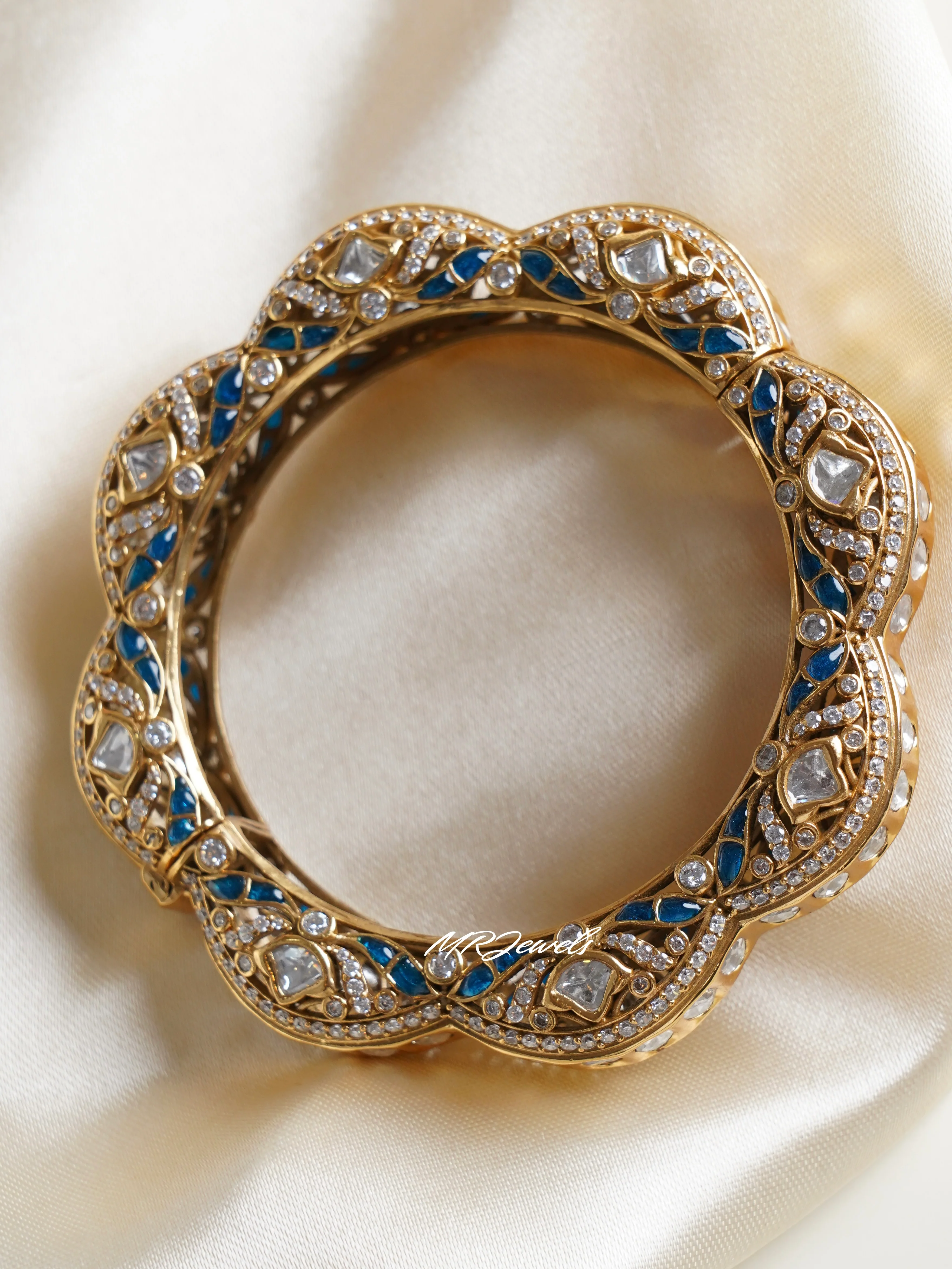 Gold Finished Polki kada With Designer Kundan Work- Openable - Image 2