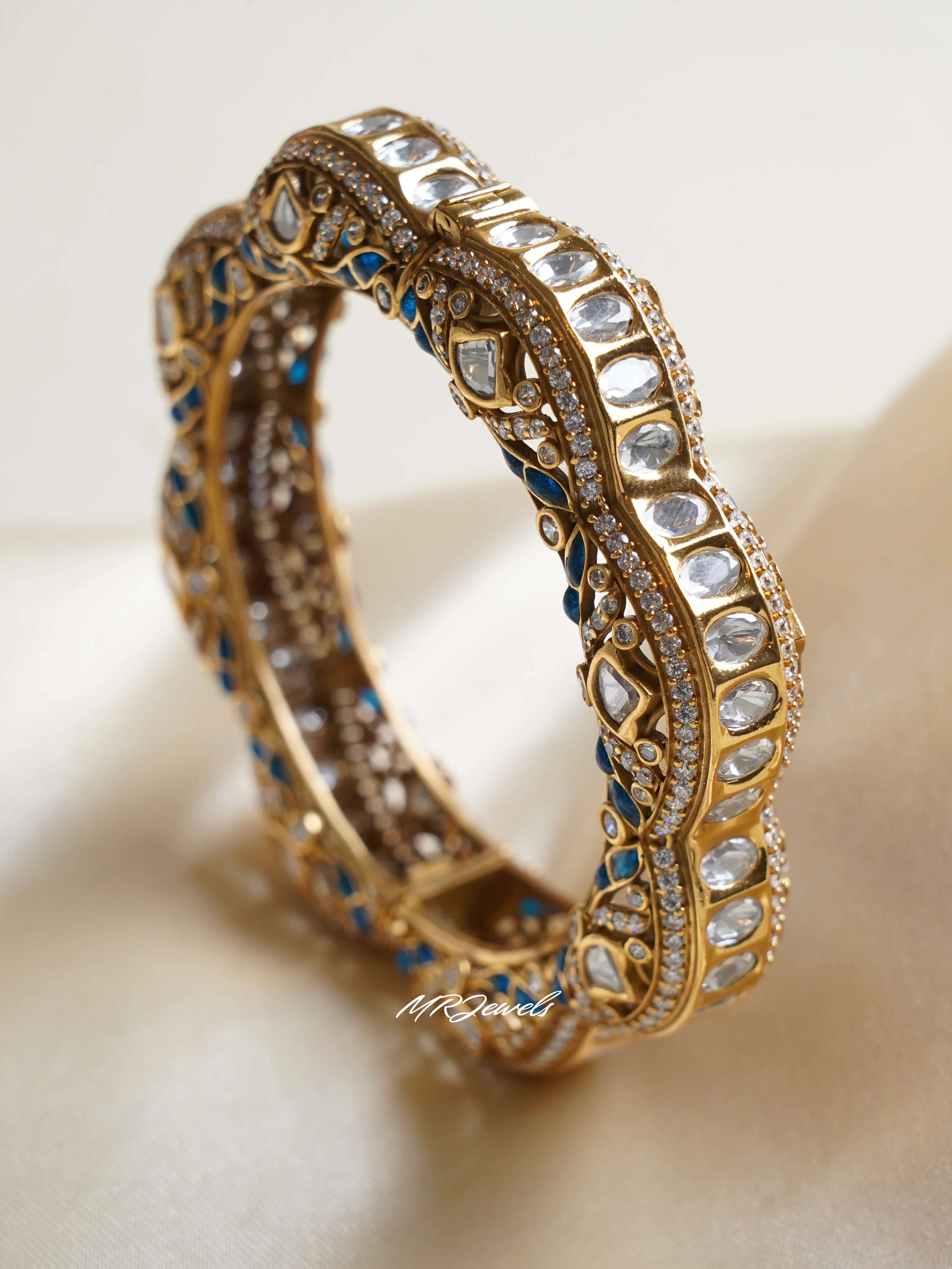 Gold Finished Polki kada With Designer Kundan Work- Openable - Image 4