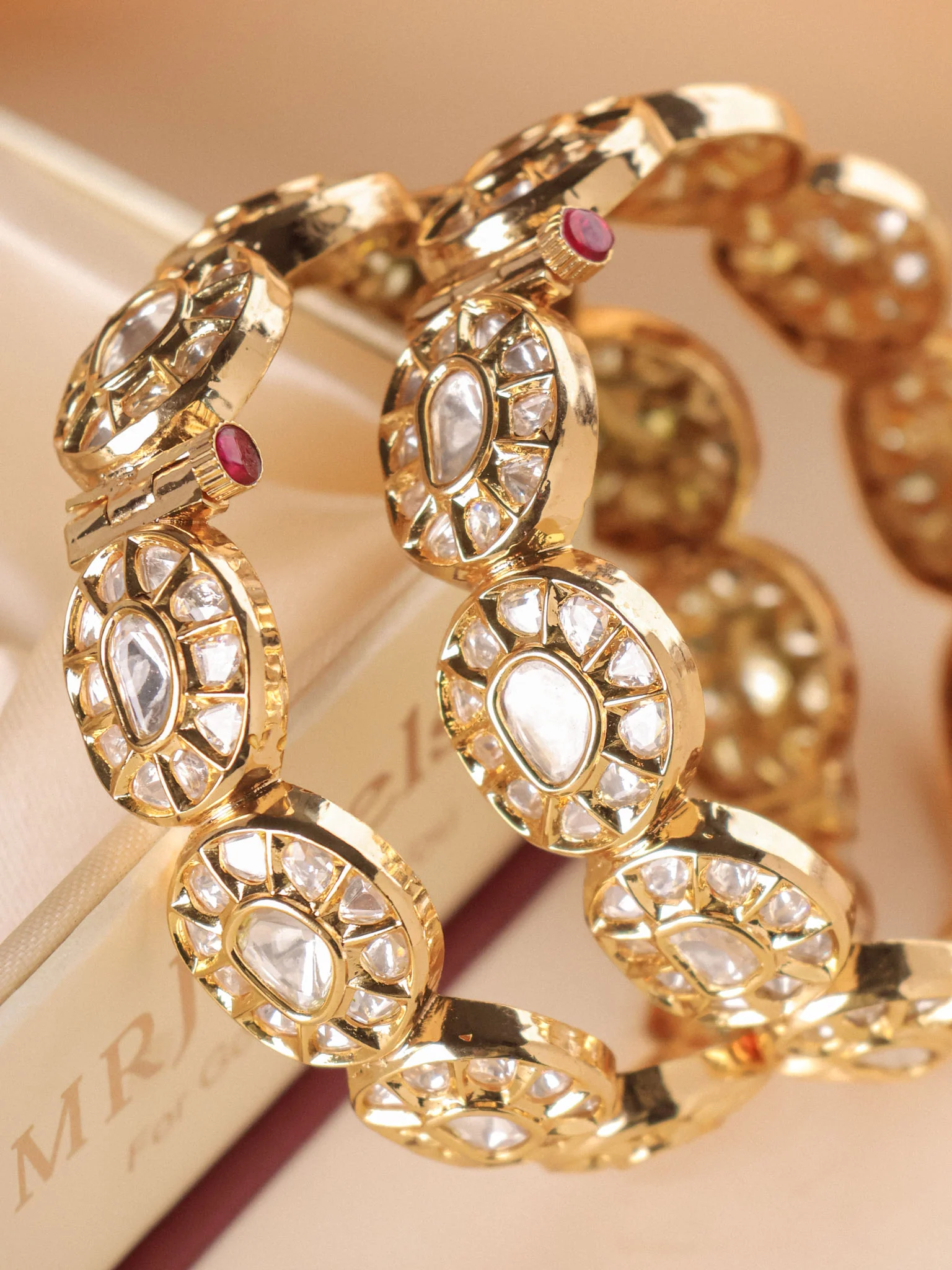 GOLD PLATED KUNDAN BANGLES - Image 3