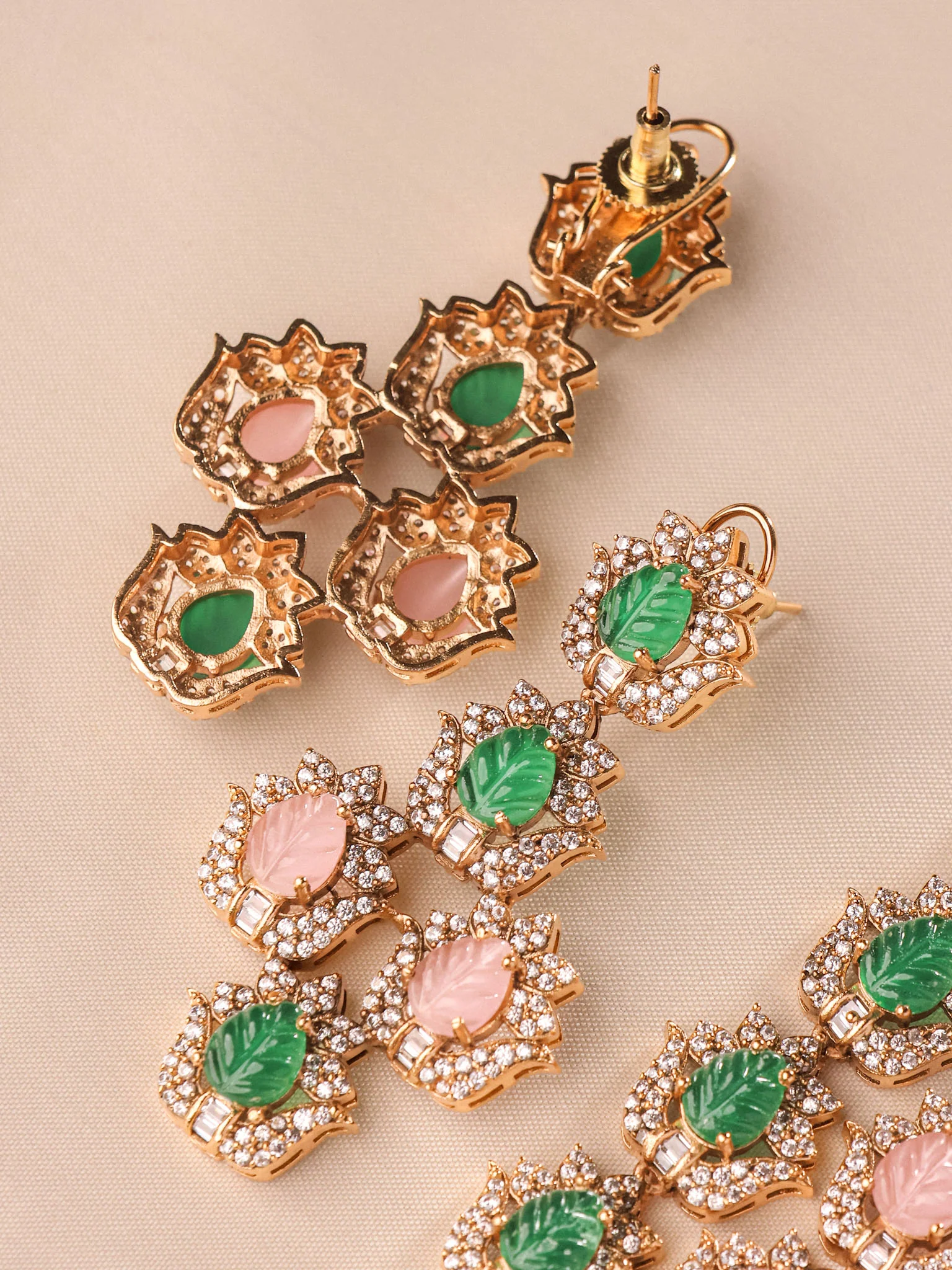 Gulnaar Carved Kundan Necklace Set - Image 3