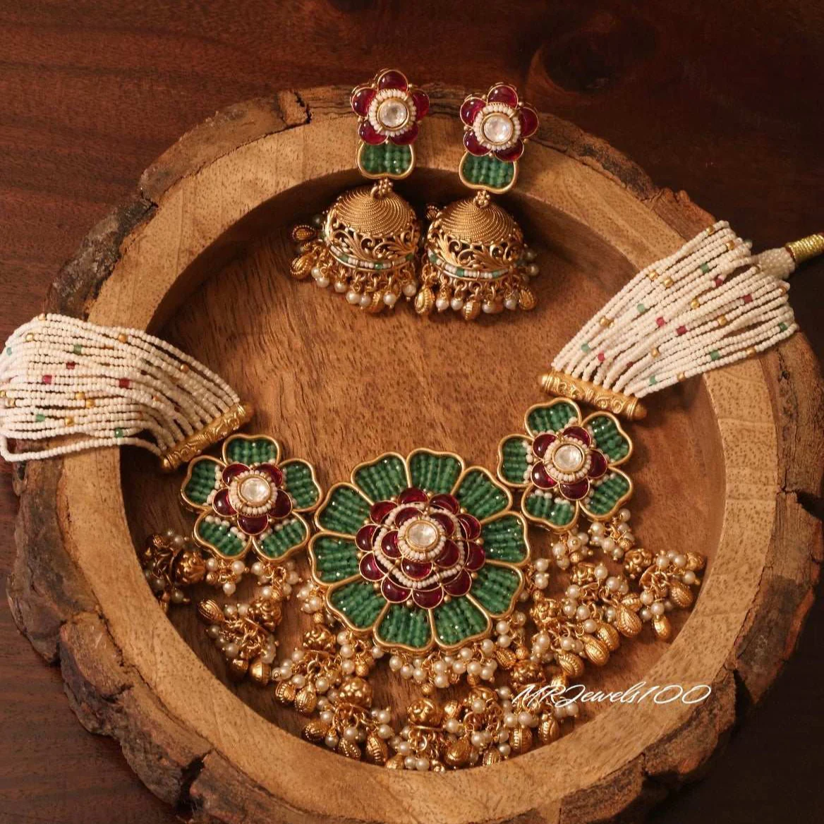 Gulzar Royalty – Intricate Kundan Floral Necklace Set - Image 3
