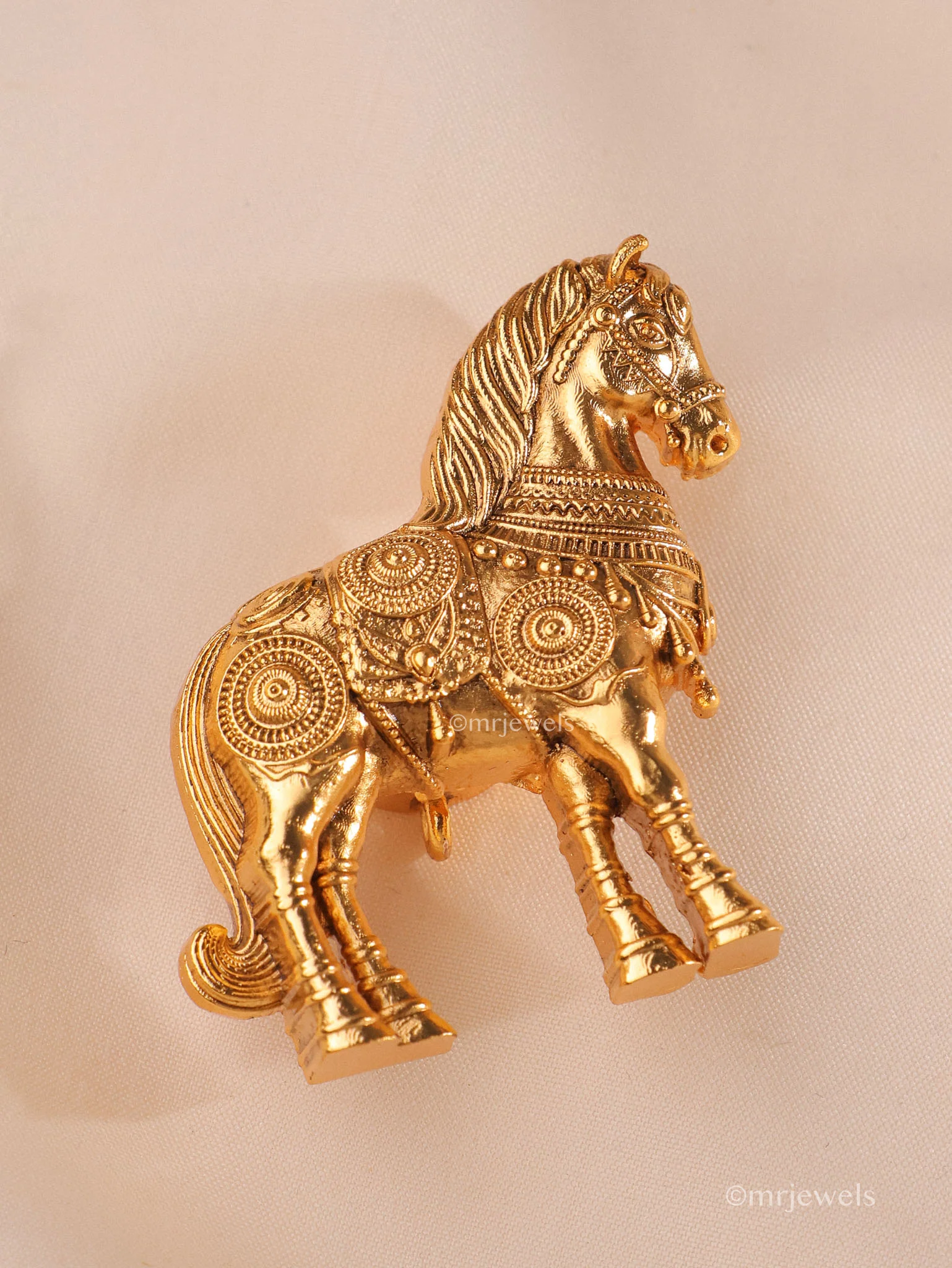 Heritage Horse Brooch - Image 2