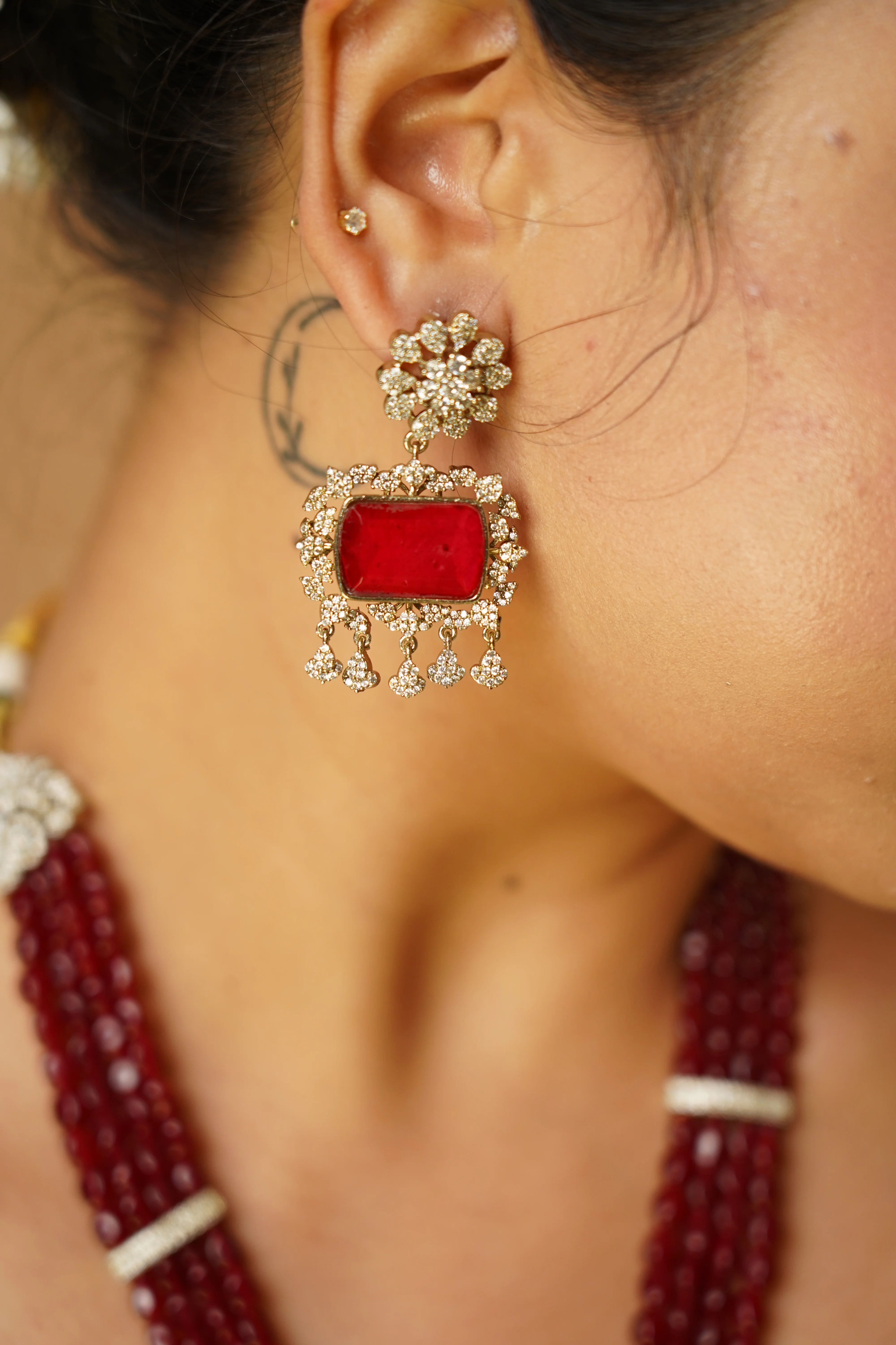 Heritage  Emerald Statement Set - Image 6