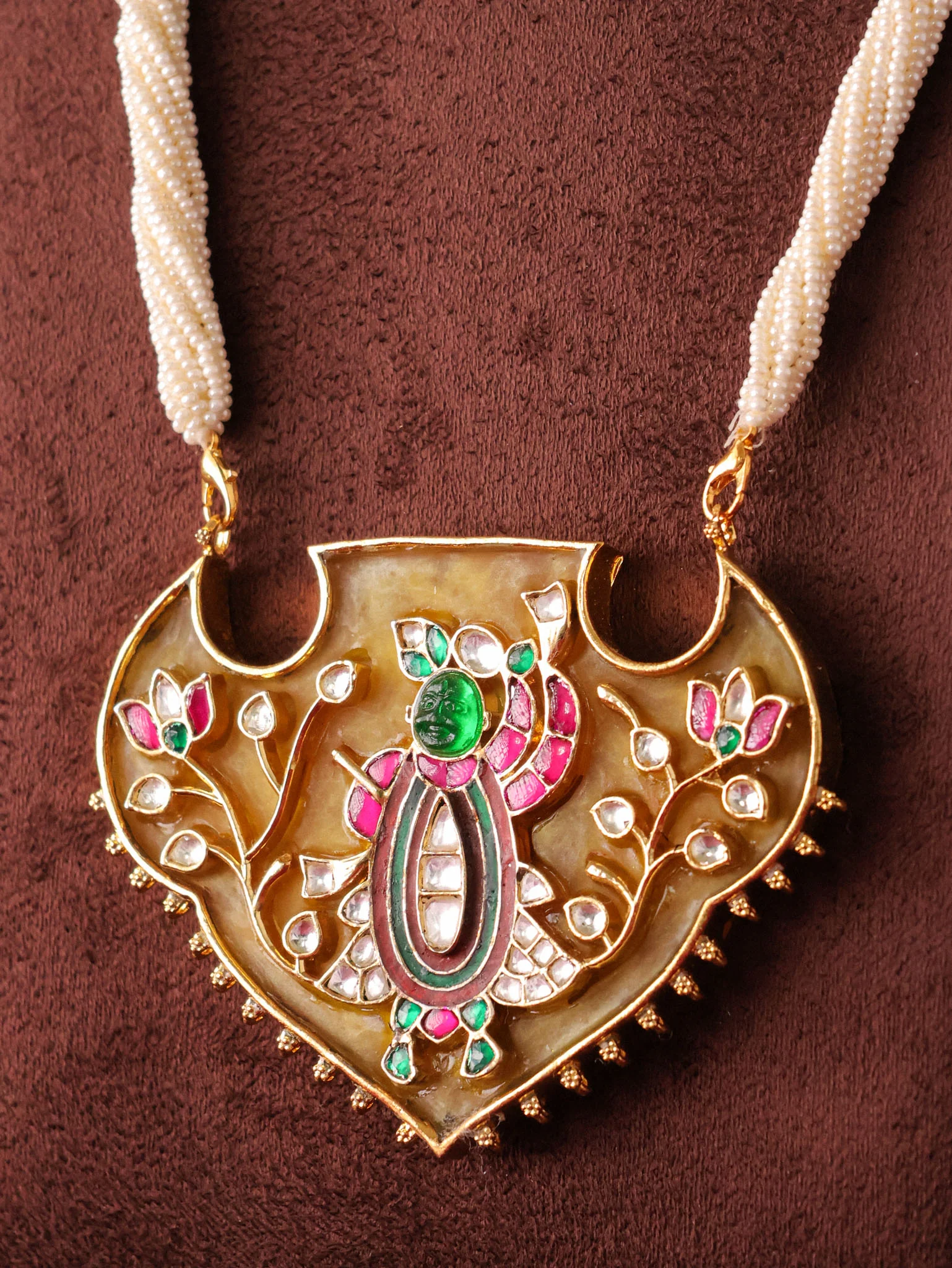 Hridaya Riwaayat Carved Stone Pendant Set | Temple Jewellery - Image 2