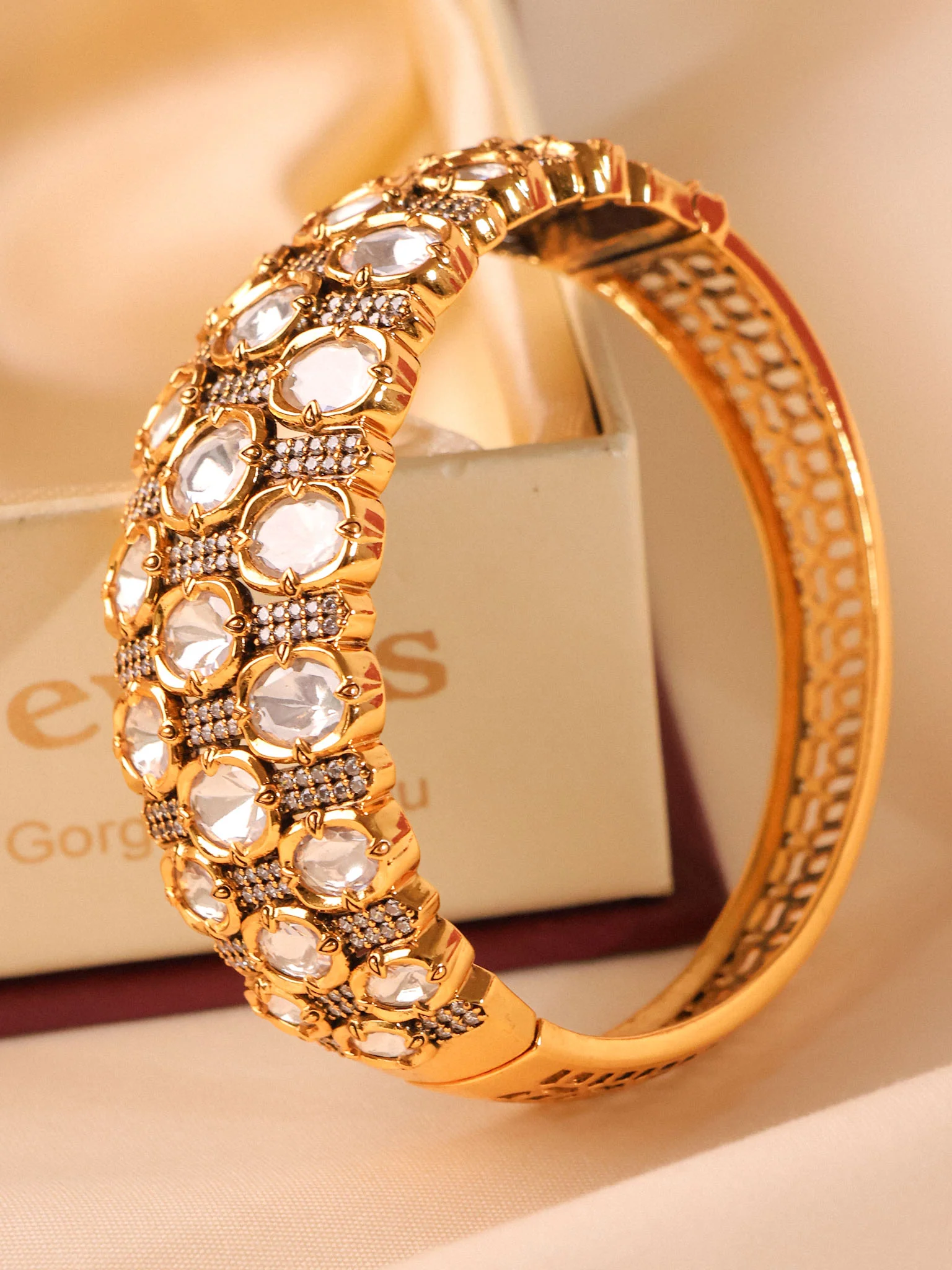 Auréa Imperial Polki Cuff Bracelet - Image 2