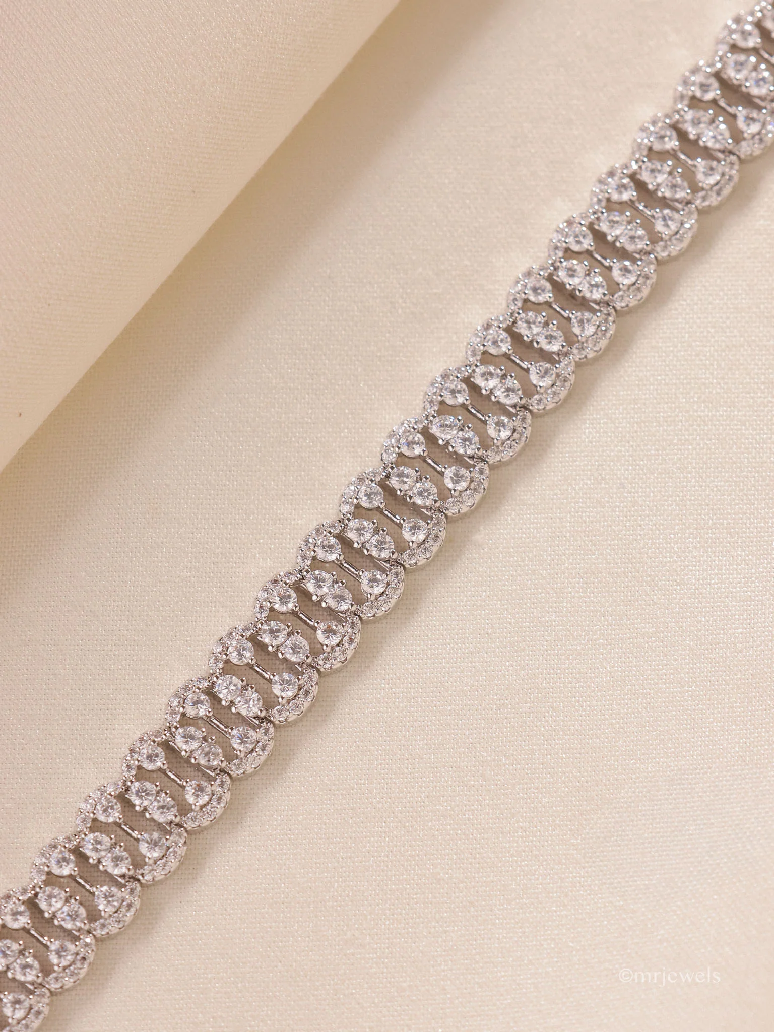 Iraaya Dazzling Tennis Bracelet - Image 3