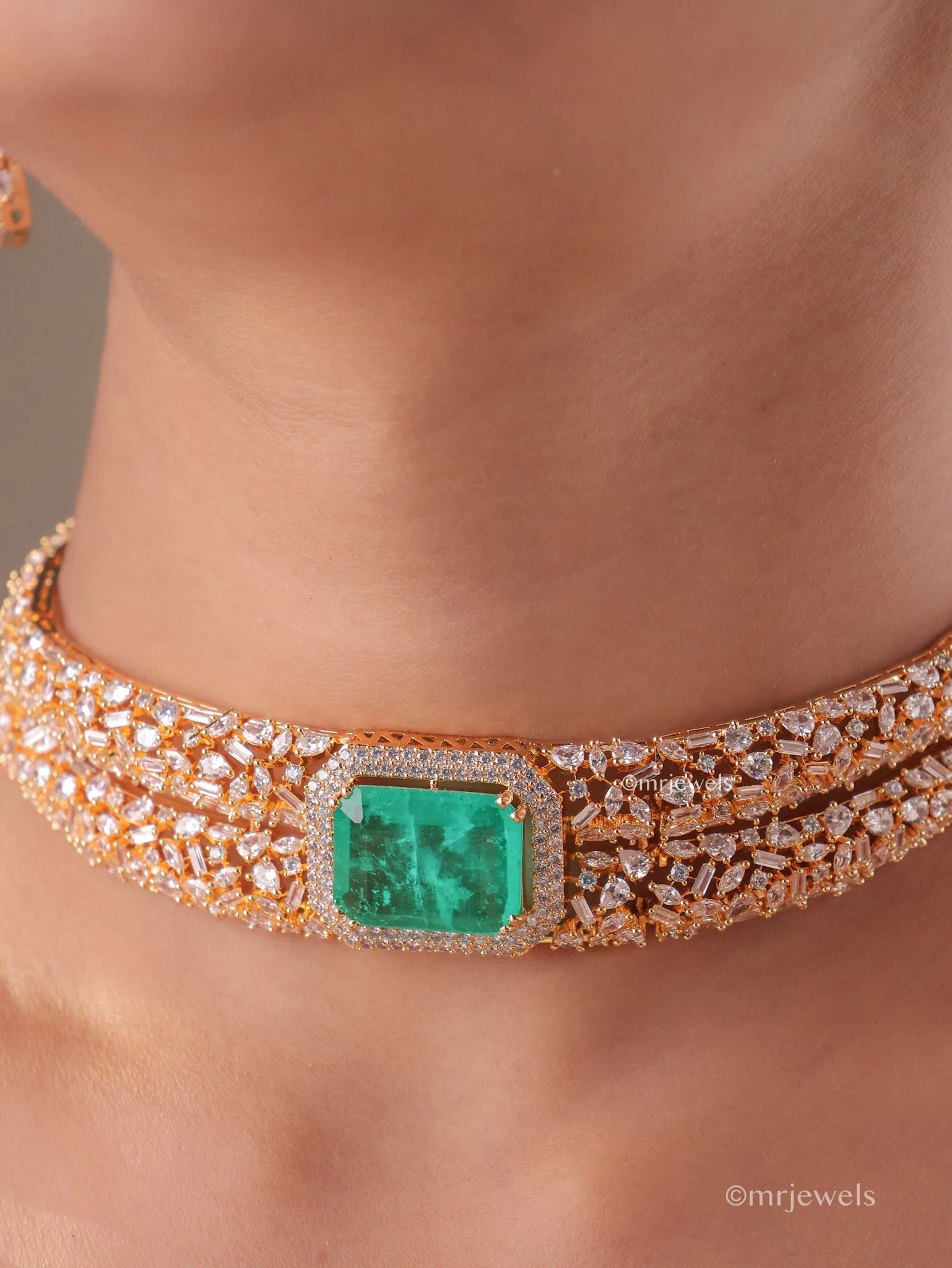Iraaya Diamond Statement Choker Set - Image 2