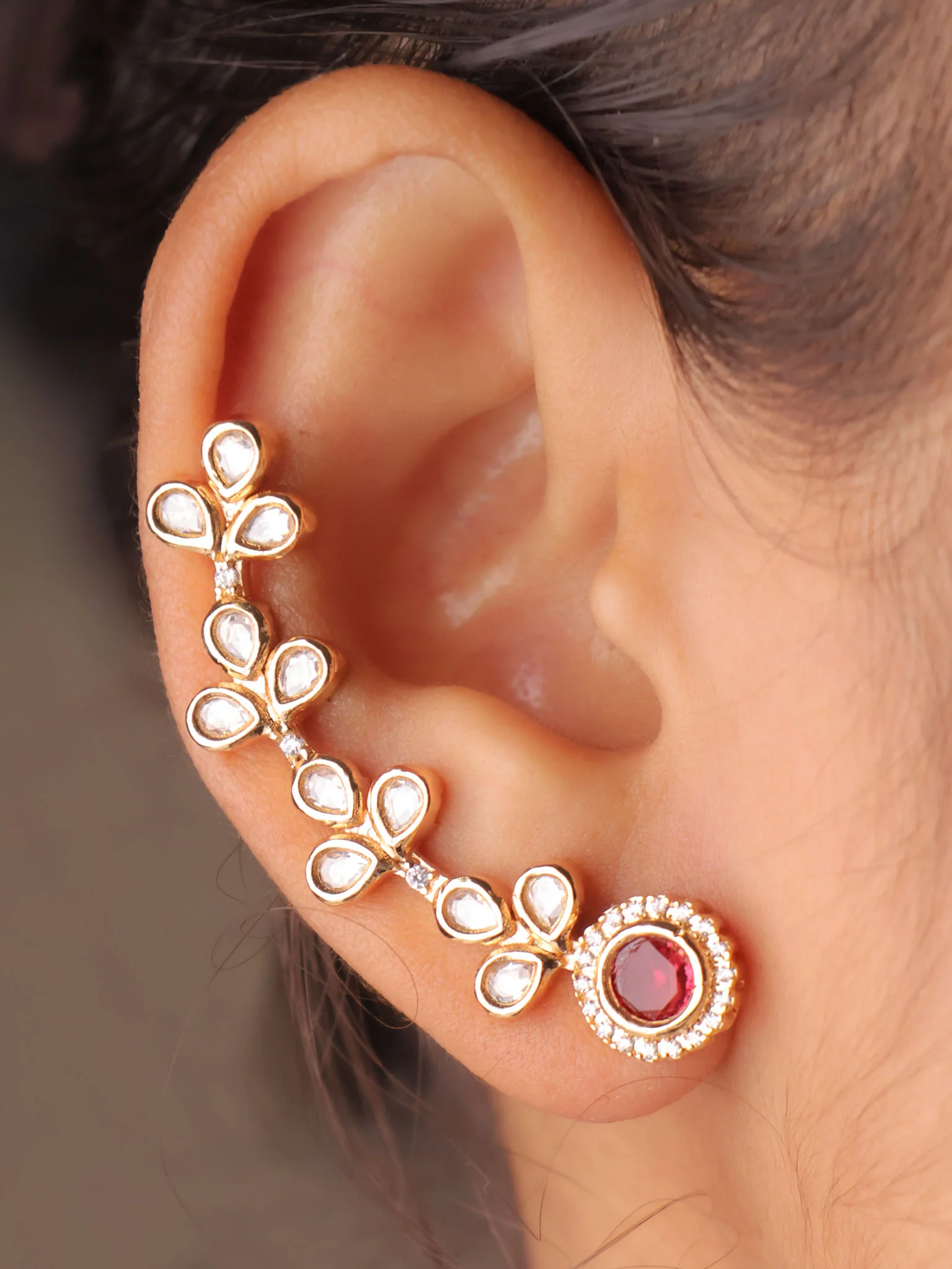 Iraaya Polki Leaf Ear Cuff (Non-Piercing) - Image 4