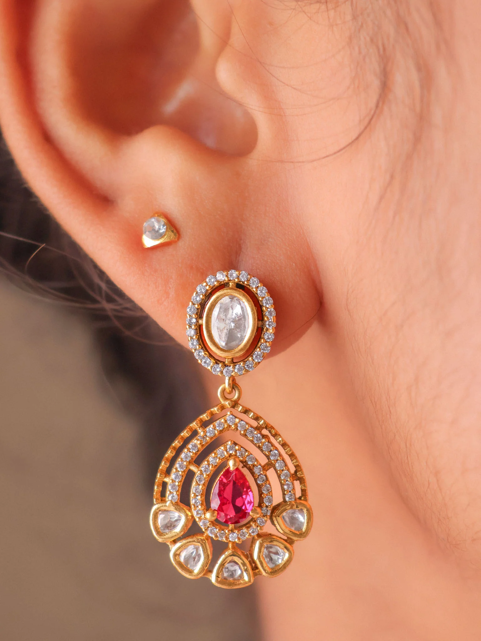 Ishani Kundan Polki Floral Necklace Set - Image 4
