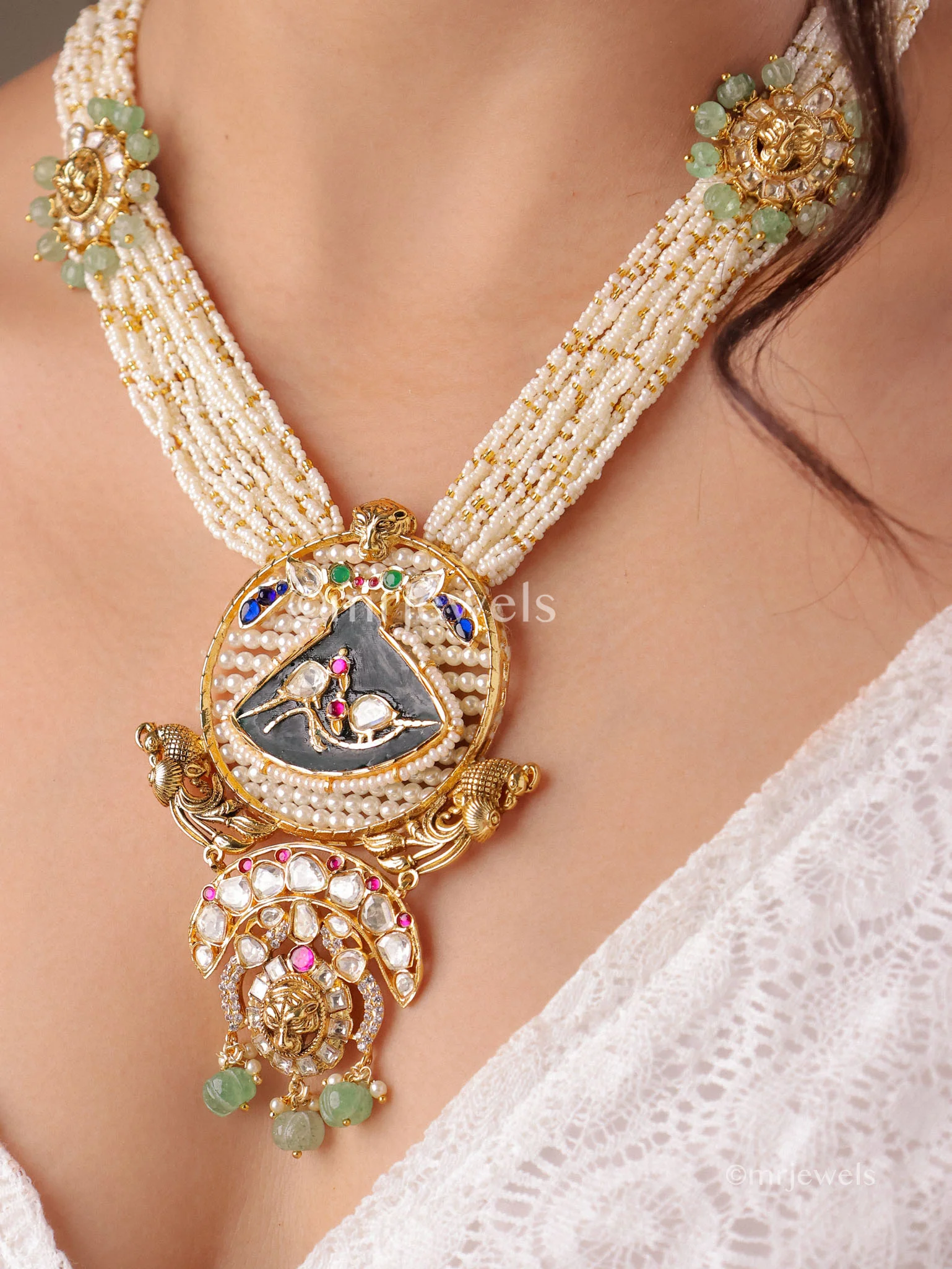 Ishani Statement Kundan Pearl Necklace Set - Image 2