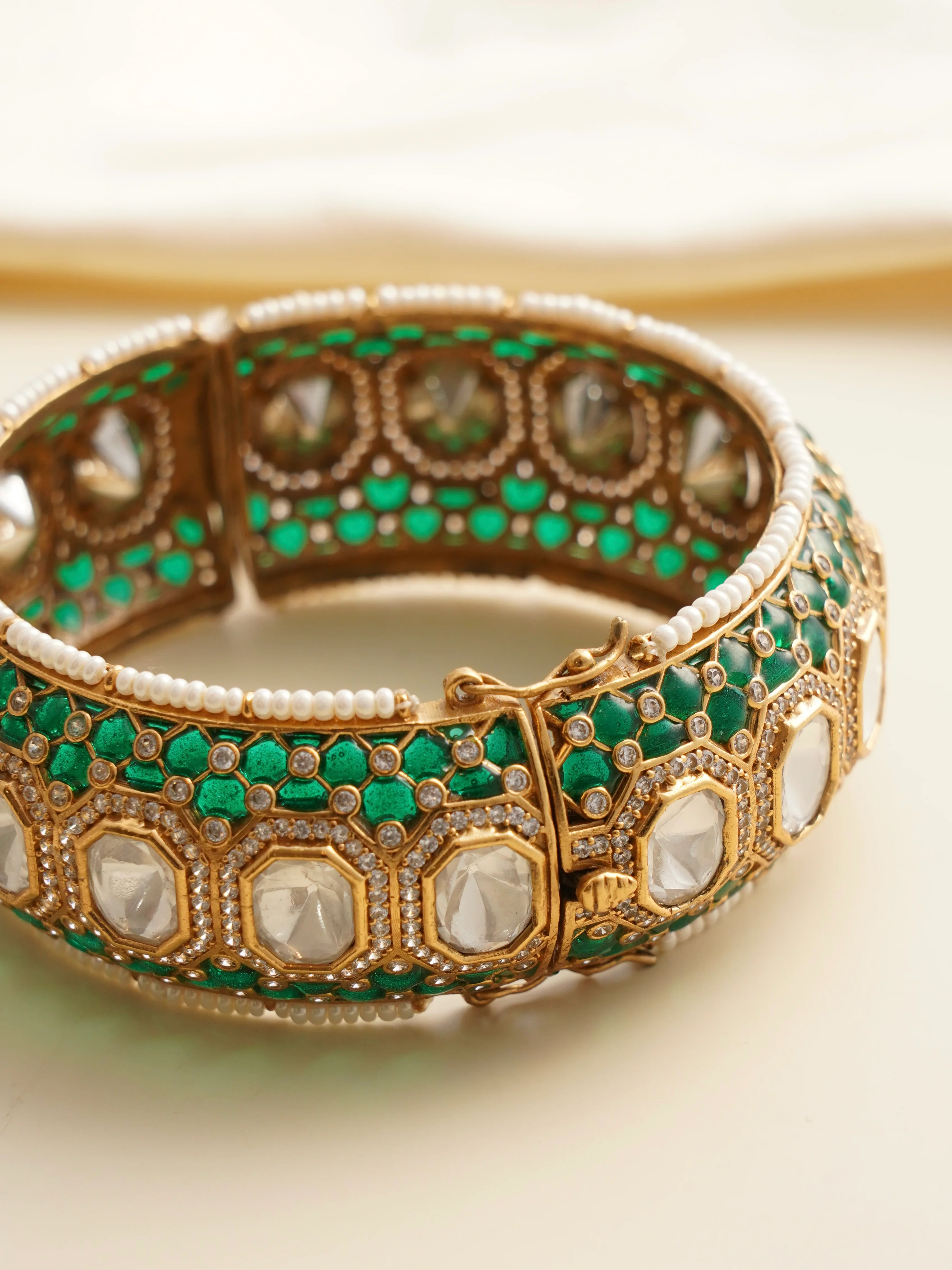 Ishita Kundan Polki Pearl Bangle/ kada Openable - Image 3