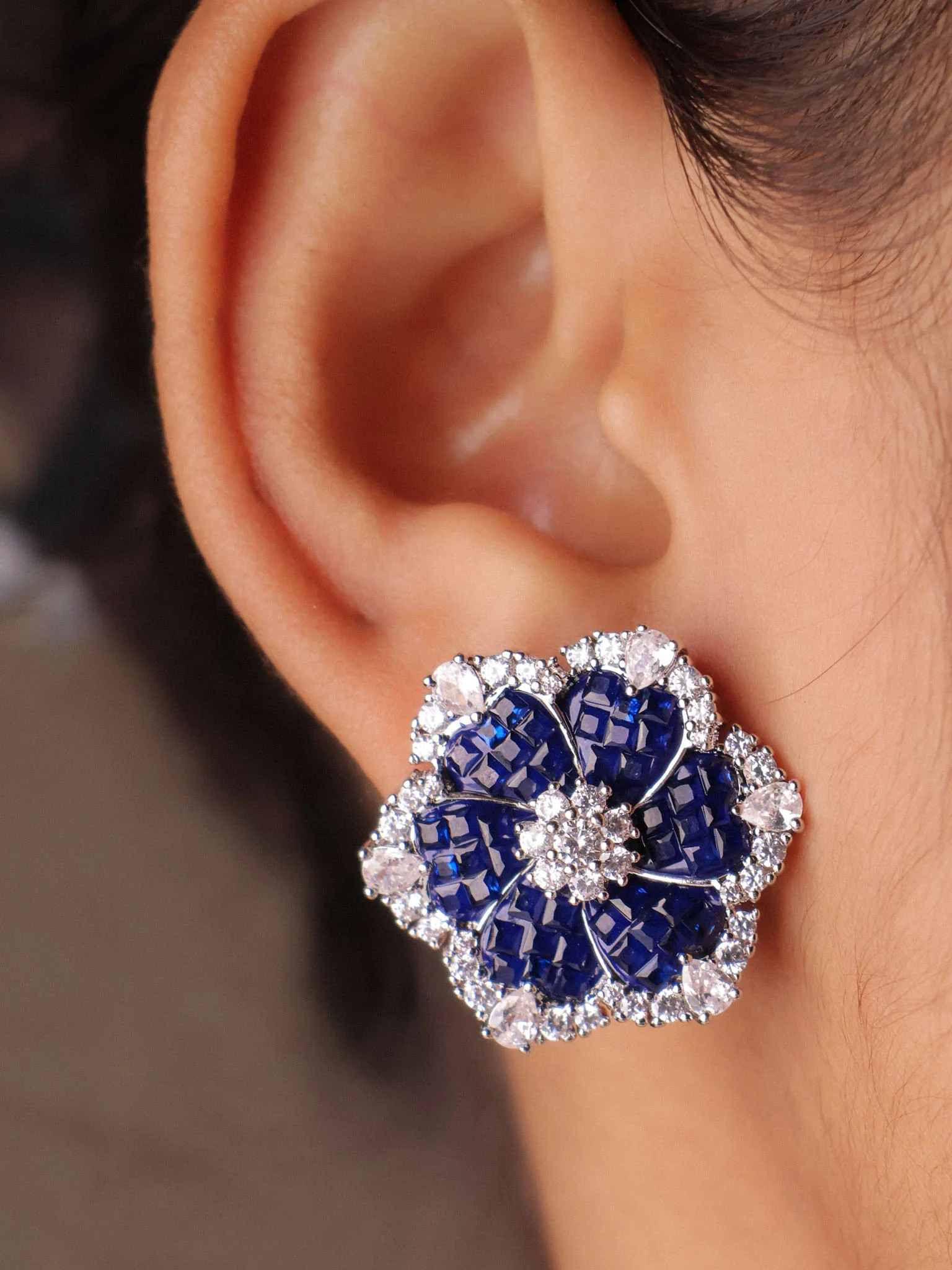 Luxe Emerald Ruby Invisible Setting Diamond earrings - Image 4
