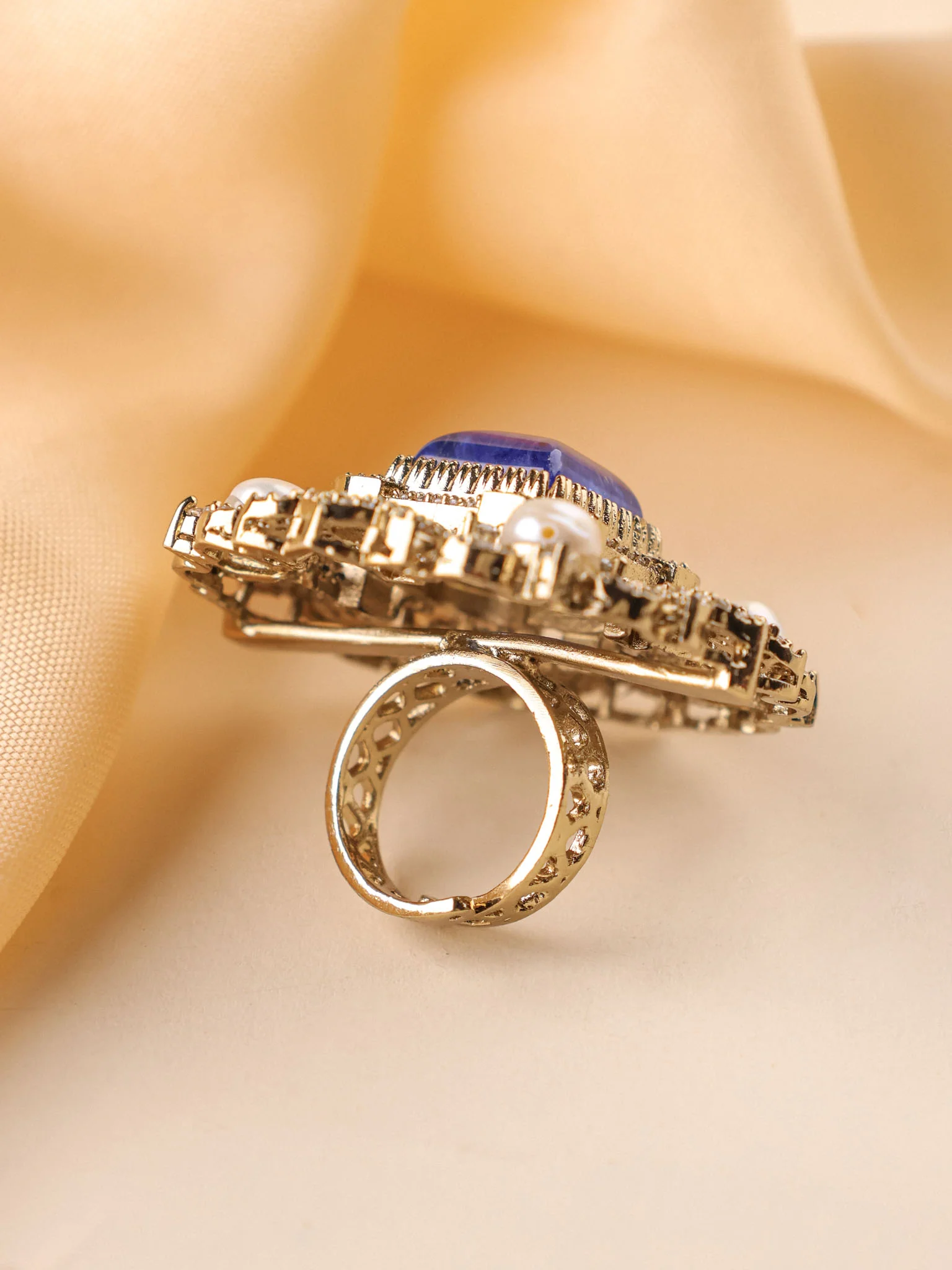 Jaipur Royale Square Polki Pearl Cocktail Ring - Image 6