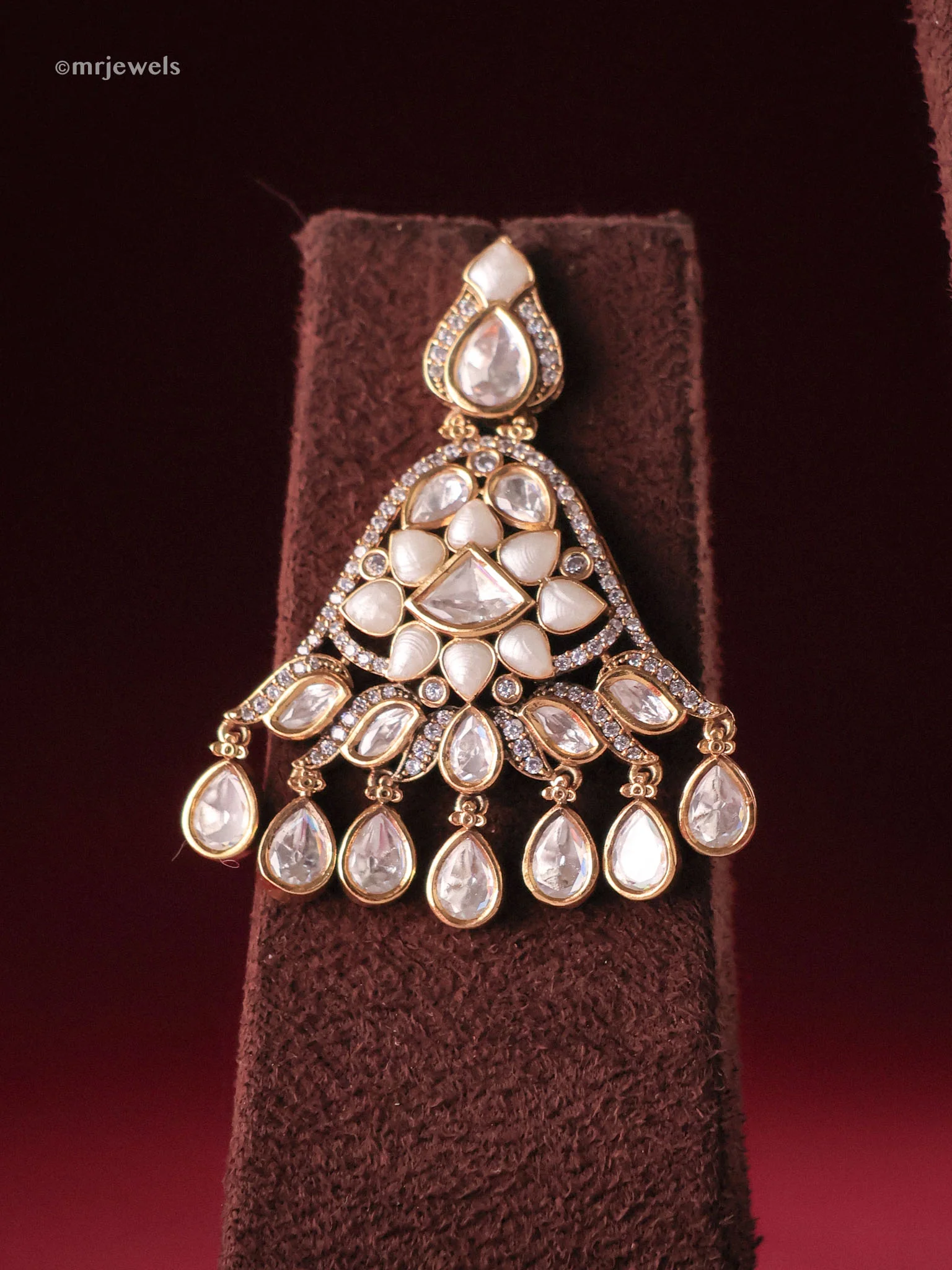 Jashn-e-Noor Multi-Strand Pearl Necklace Set - Image 3