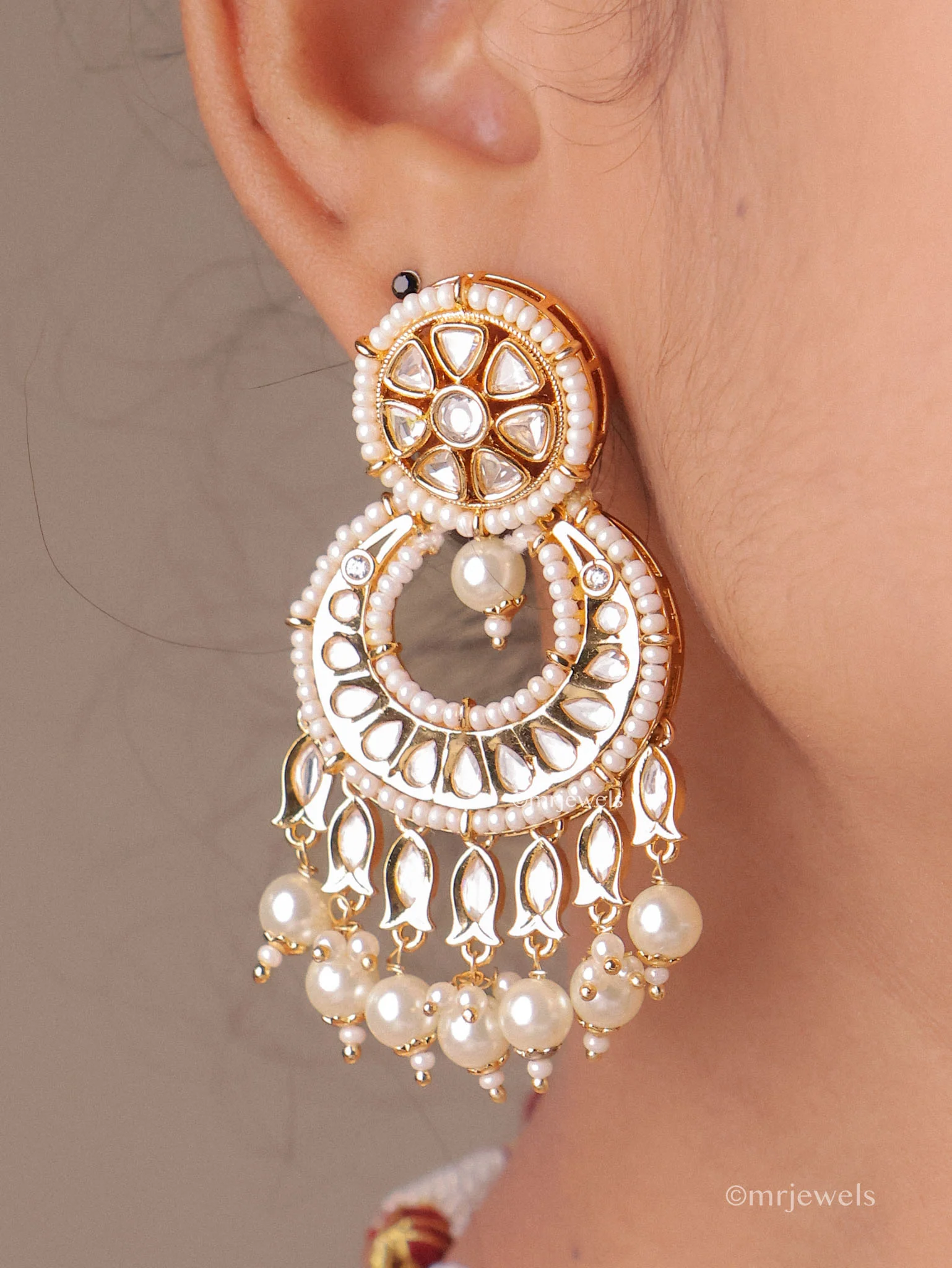 Kairavi Kundan Pearl Drop Necklace Set - Image 3