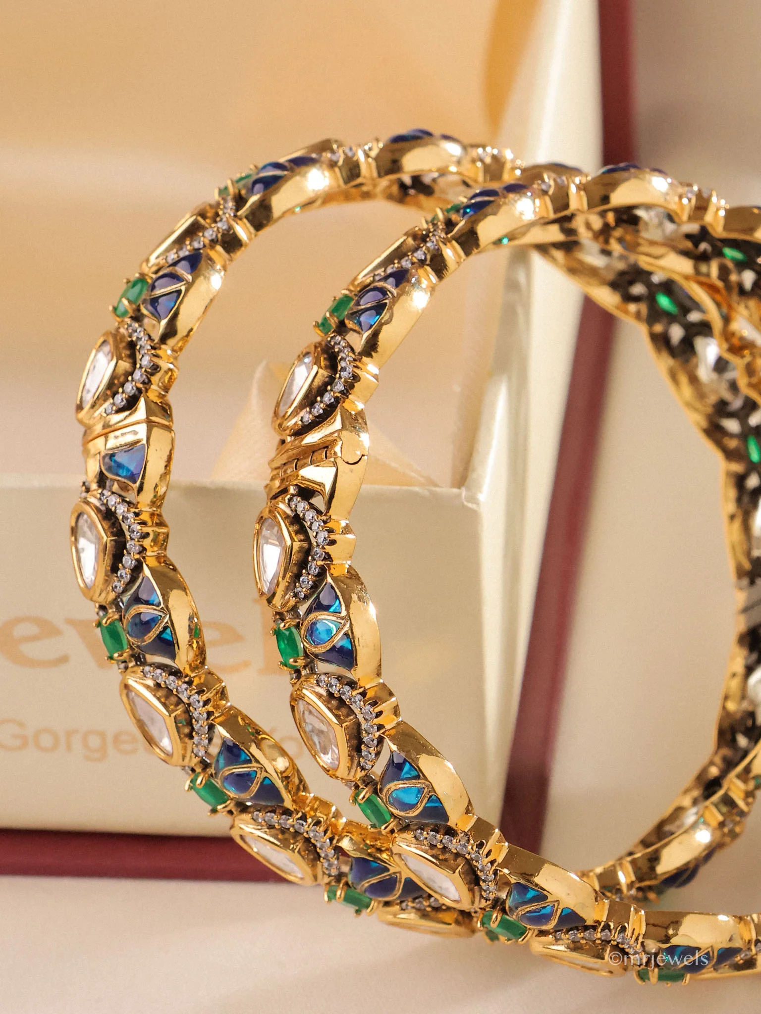 Kiara Antique Kundan Polki Bangles - Image 7