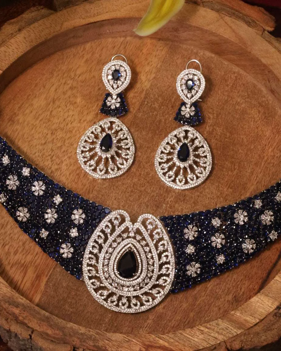 Kiara Nazaqat – Diamond Cut Luxury Necklace Set - Image 4
