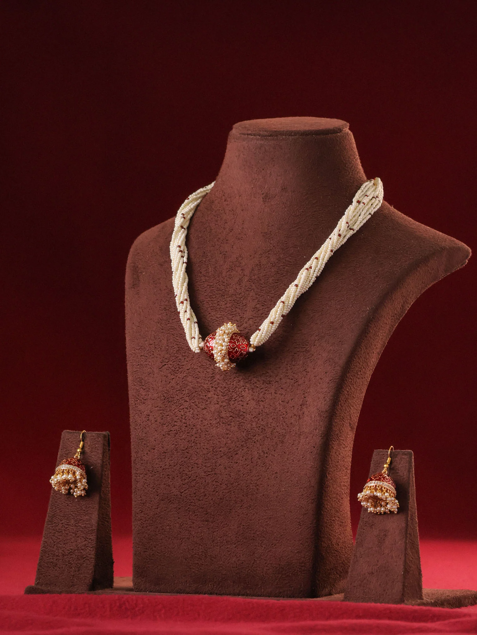 Kosha Riwaayat Pearl Necklace Set - Image 3
