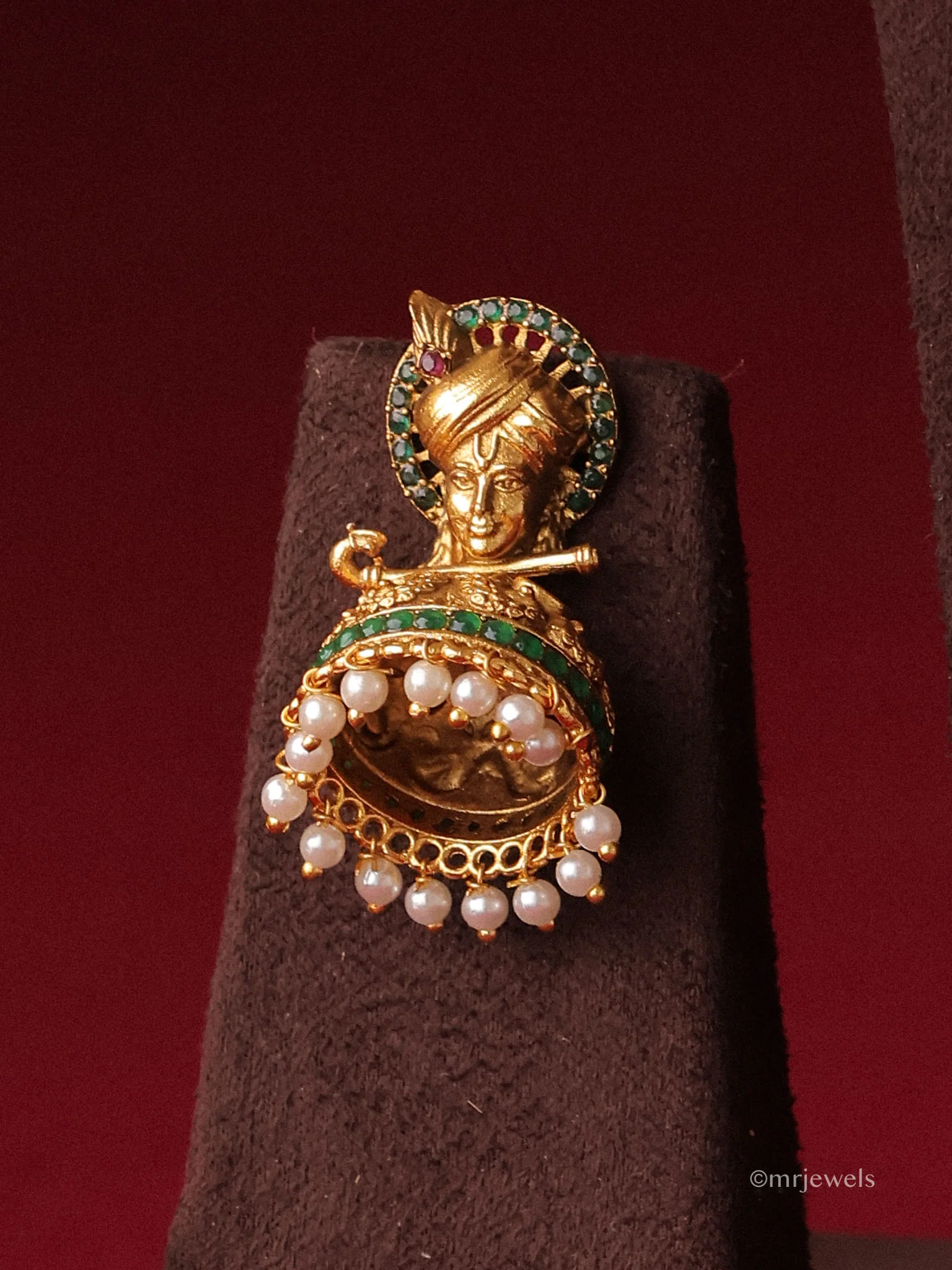 Krishna Heritage Temple Pearl Necklace - Image 3