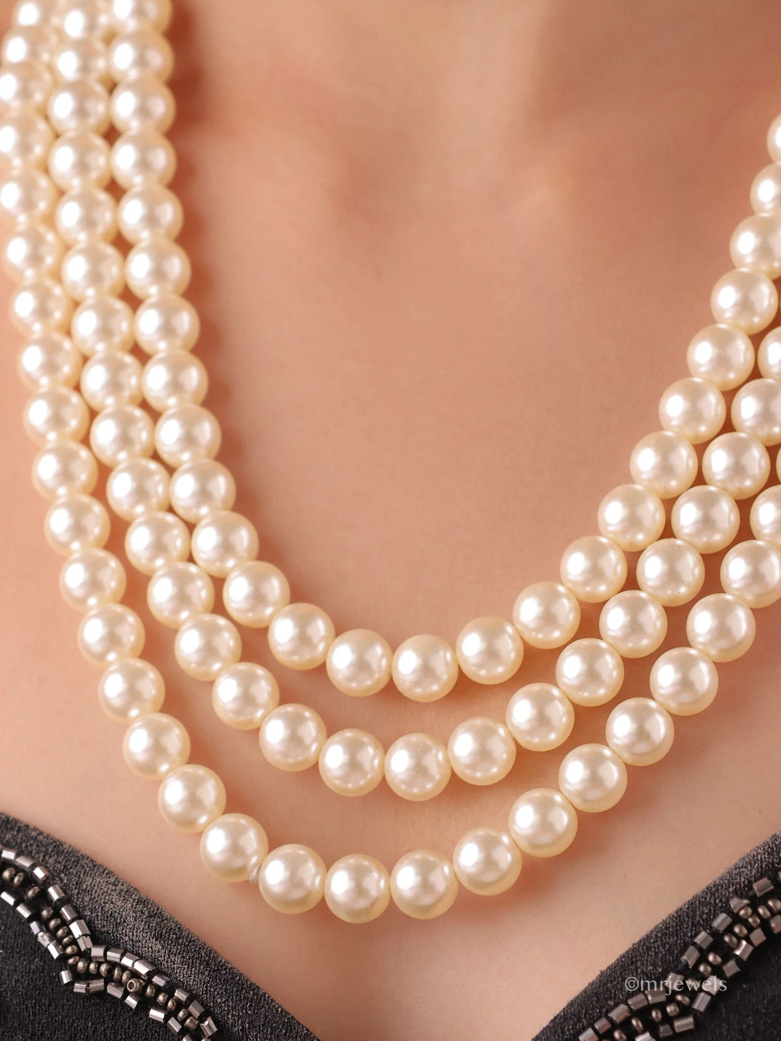 Layered Pearl Necklace - Image 2