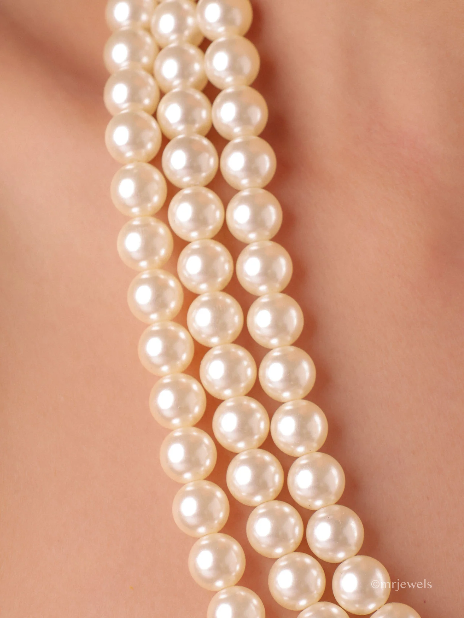 Layered Pearl Necklace - Image 3