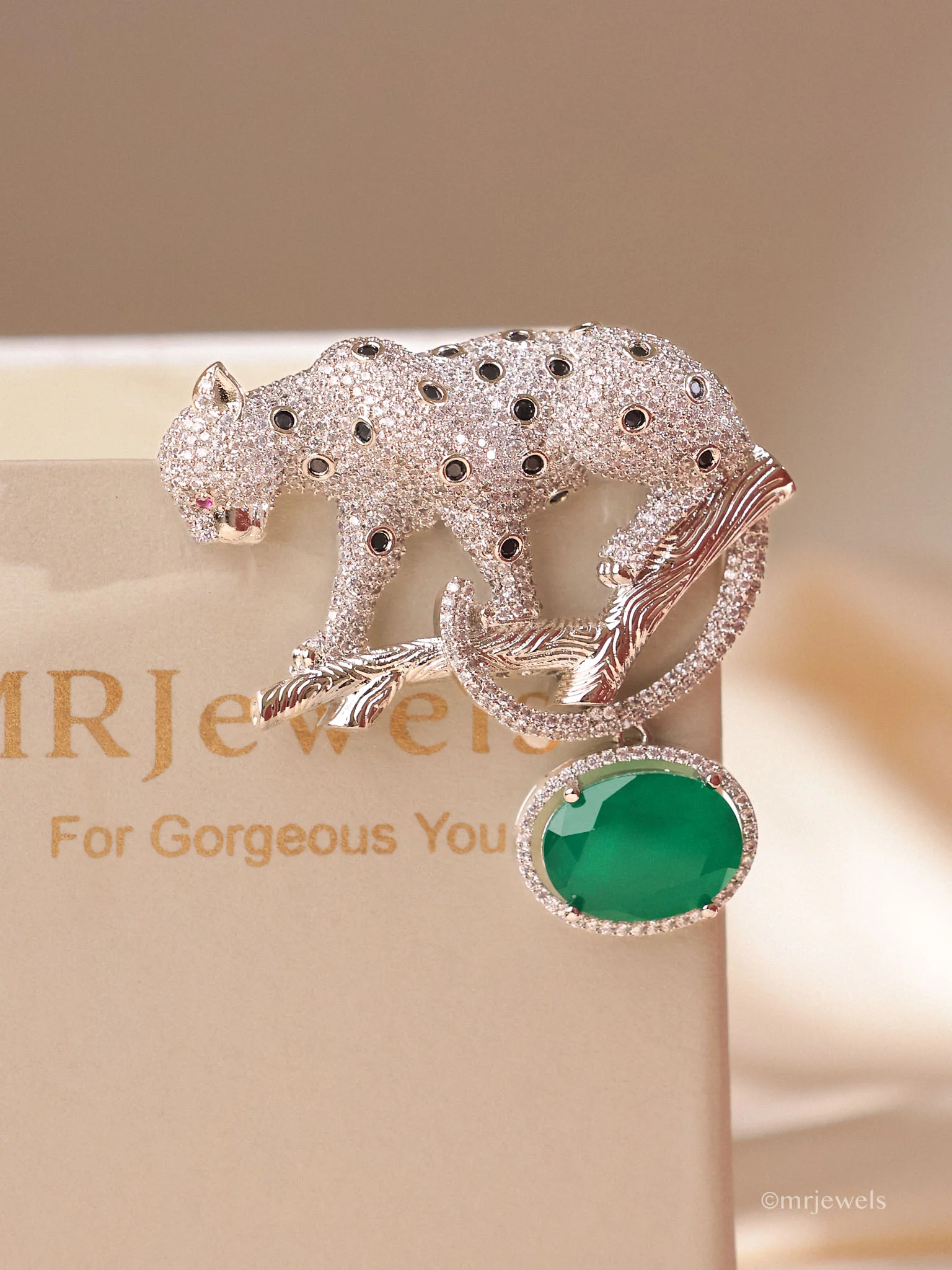 Leopard Statement Emerald Green Brooch - Image 2
