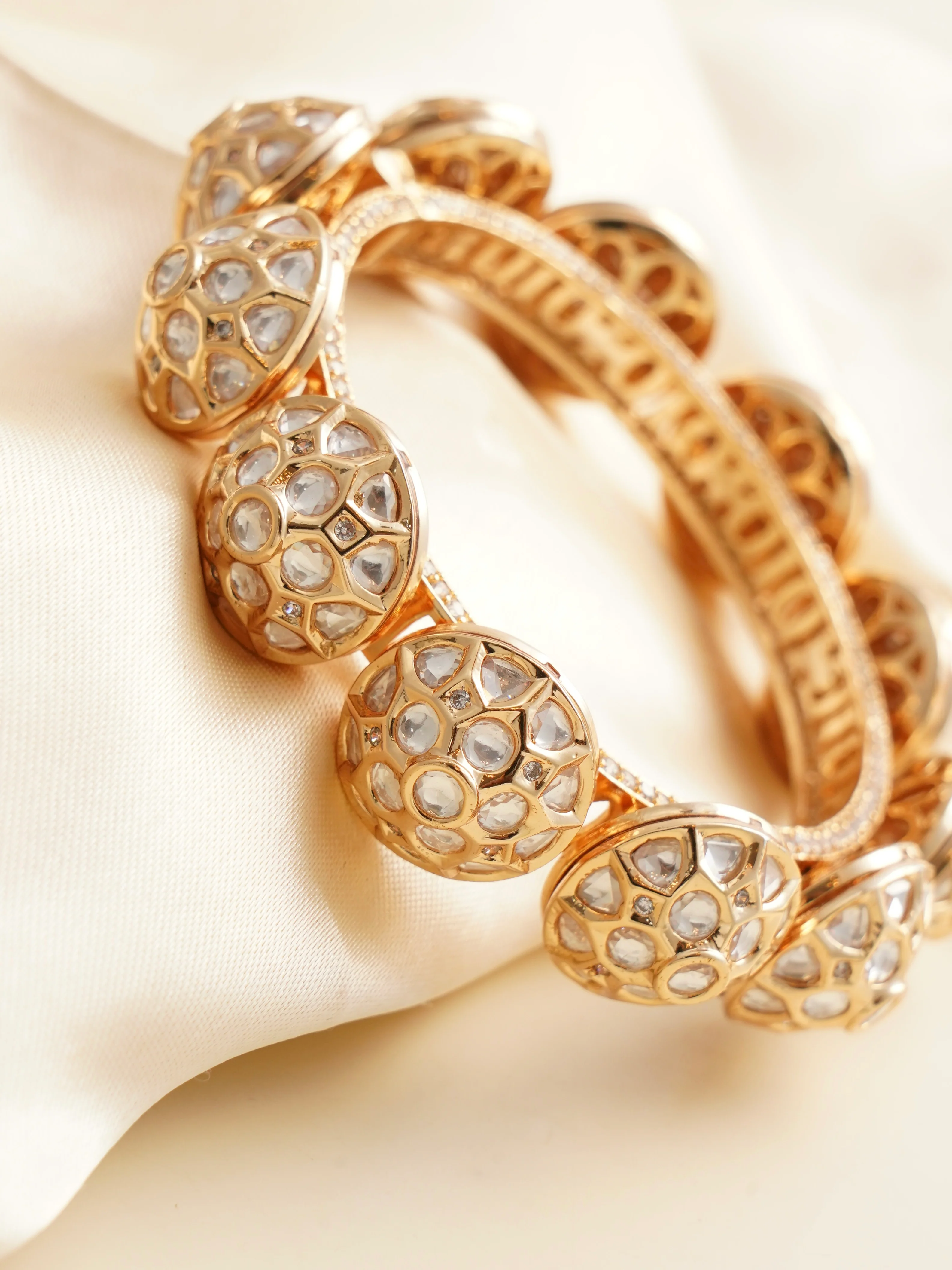 Luxe kundan Polki Statement kada openable - Image 3