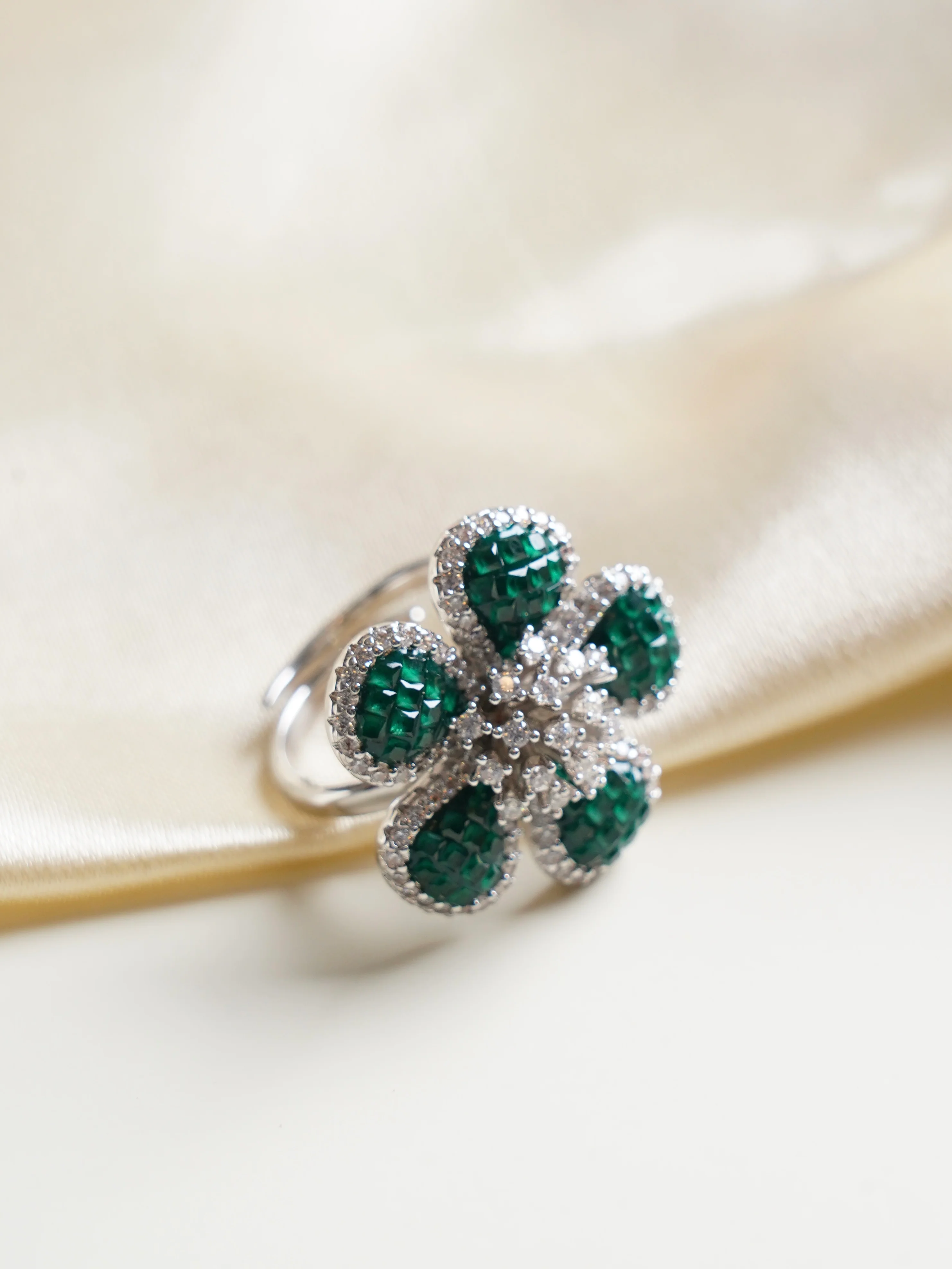 Luxe Mosaic Flower Cocktail Ring - Image 3