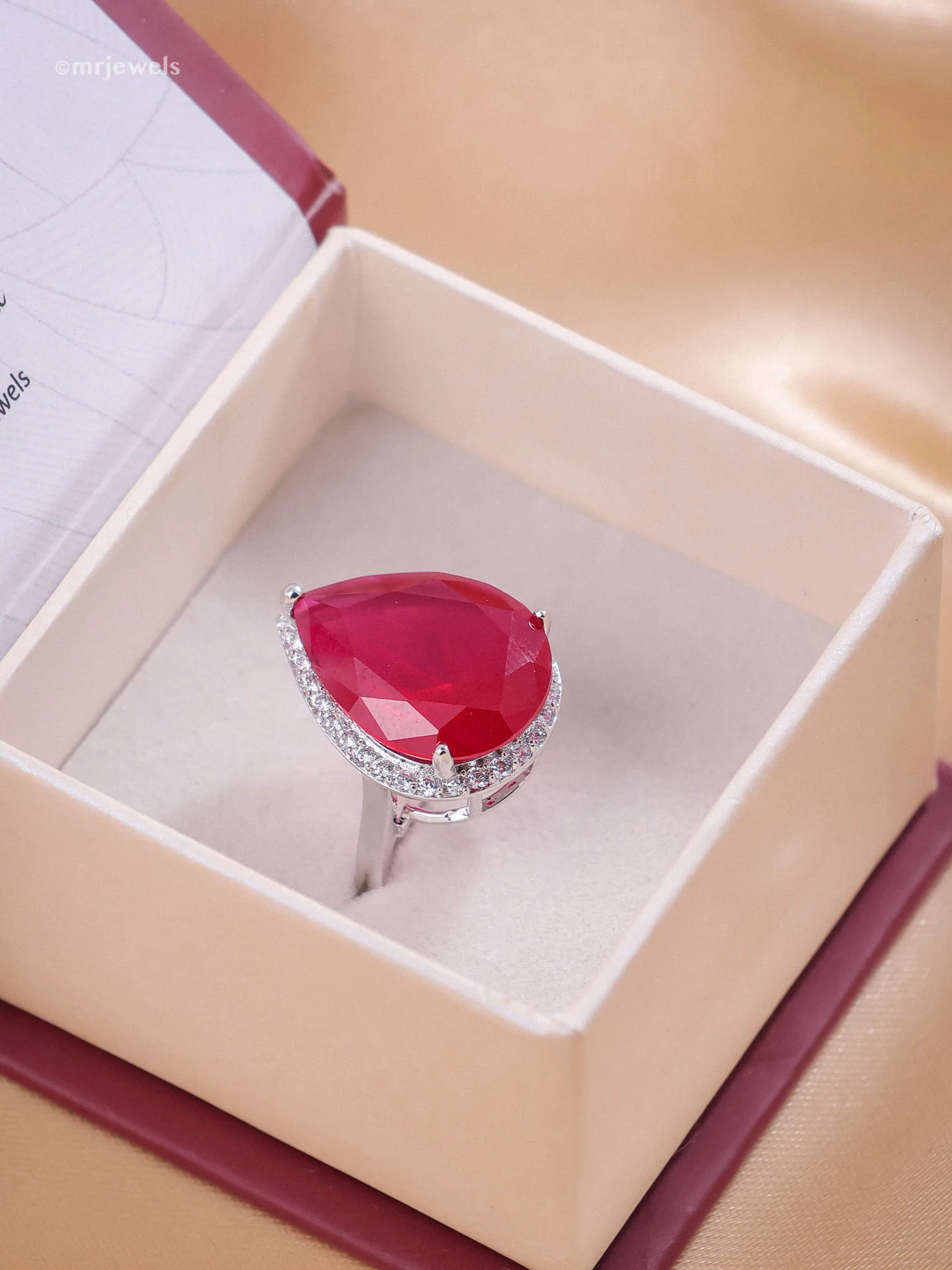 Luxe Teardrop Cocktail Ring (Adjustable) - Image 4