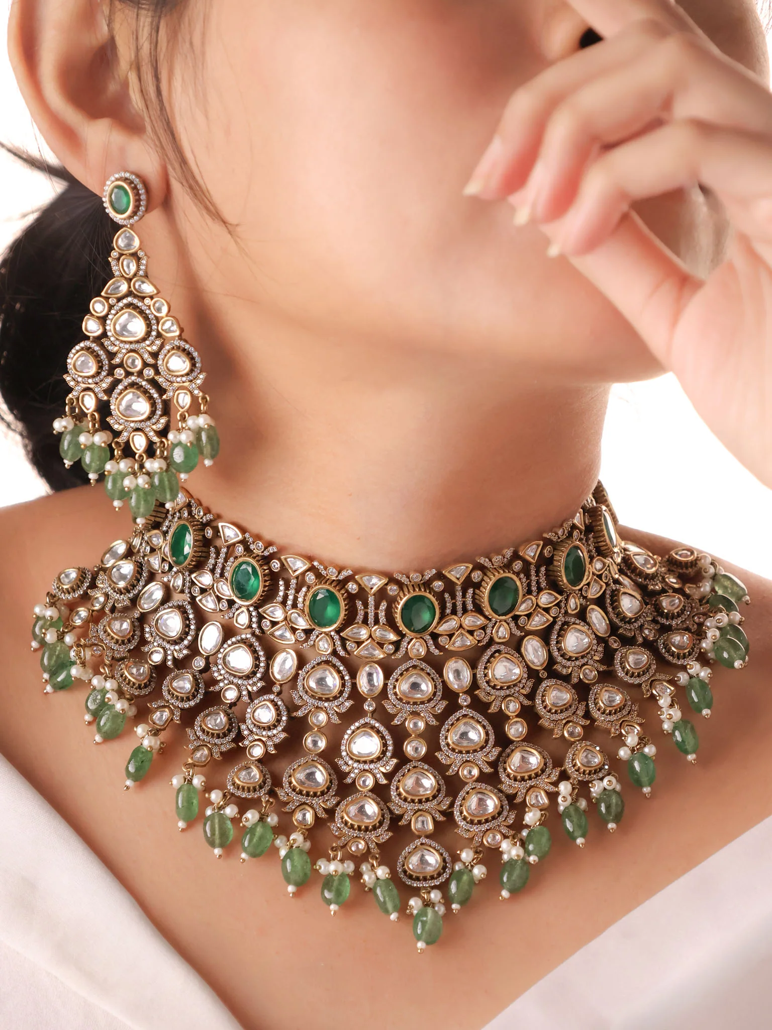 Maharani Jharokha Polki  Choker Set (Emerald)