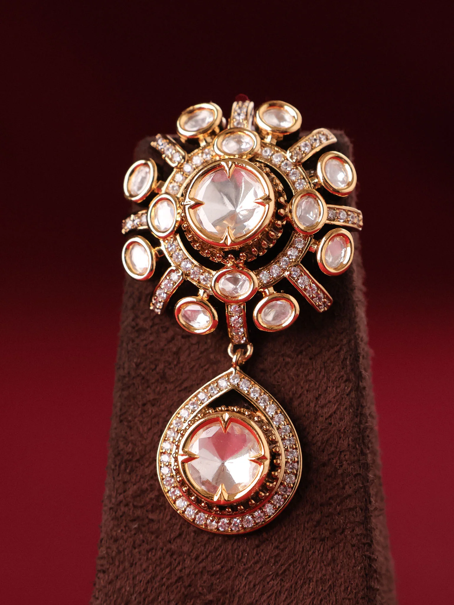 Maharani Noor Royale Layered Necklace Set - Image 3