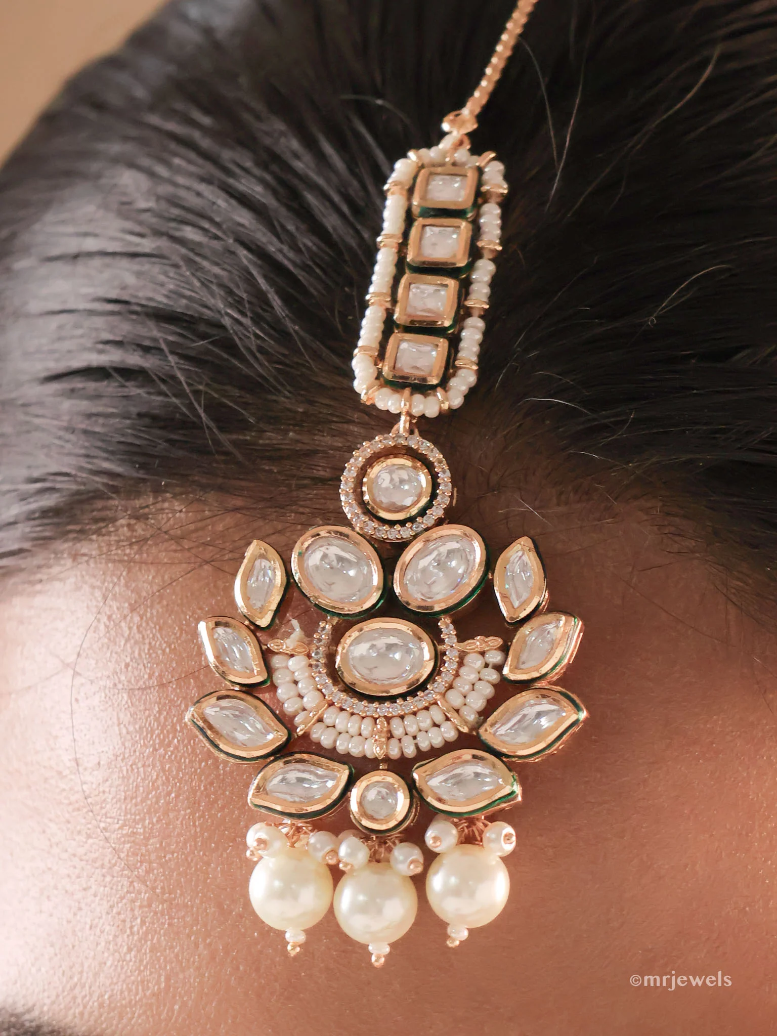 Maharani Polki Pearl Bridal Collar Set (Necklace, Earrings & Maang-Tikka) - Image 4