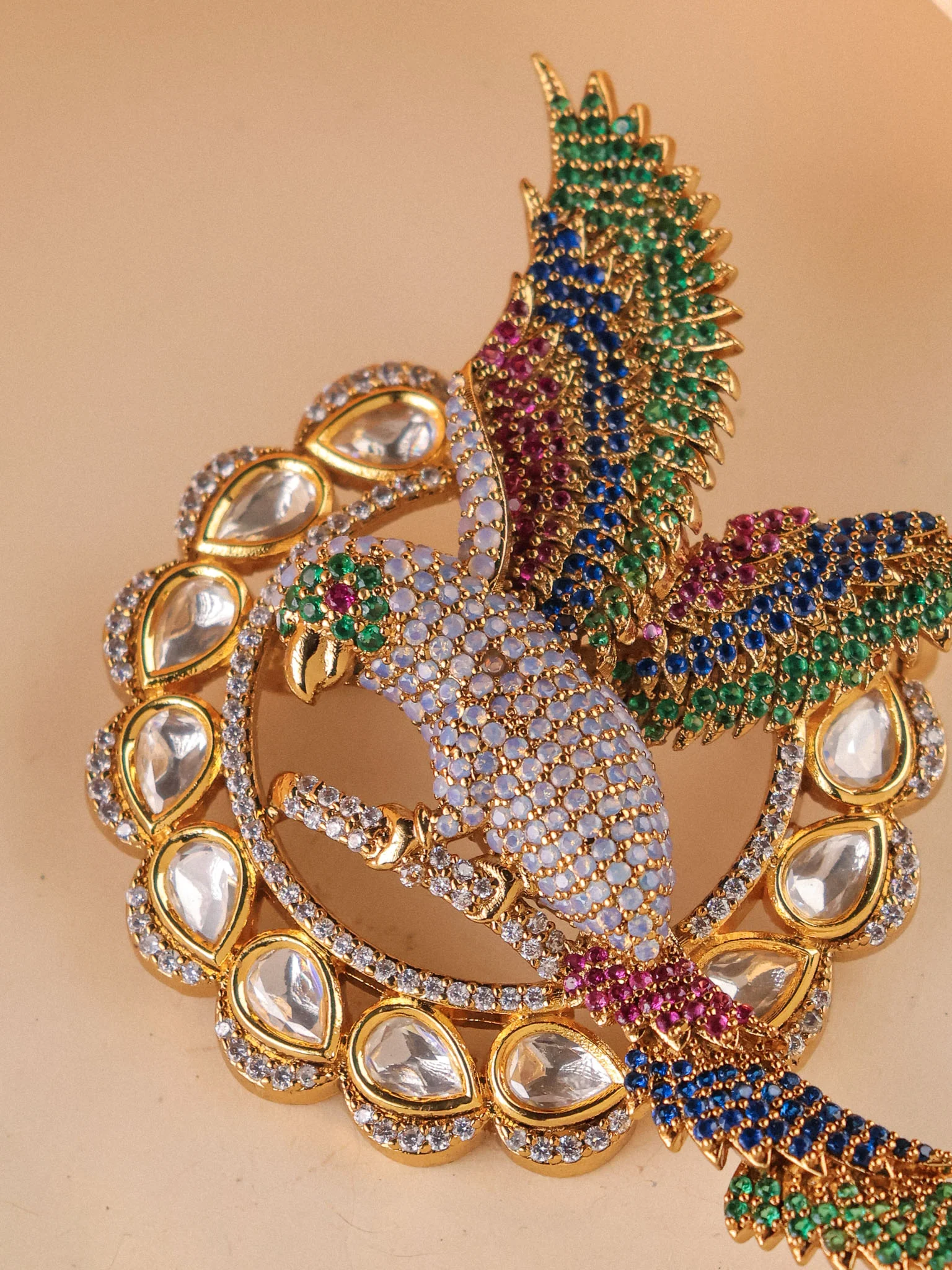 Mayura Luxe Brooch - Image 4