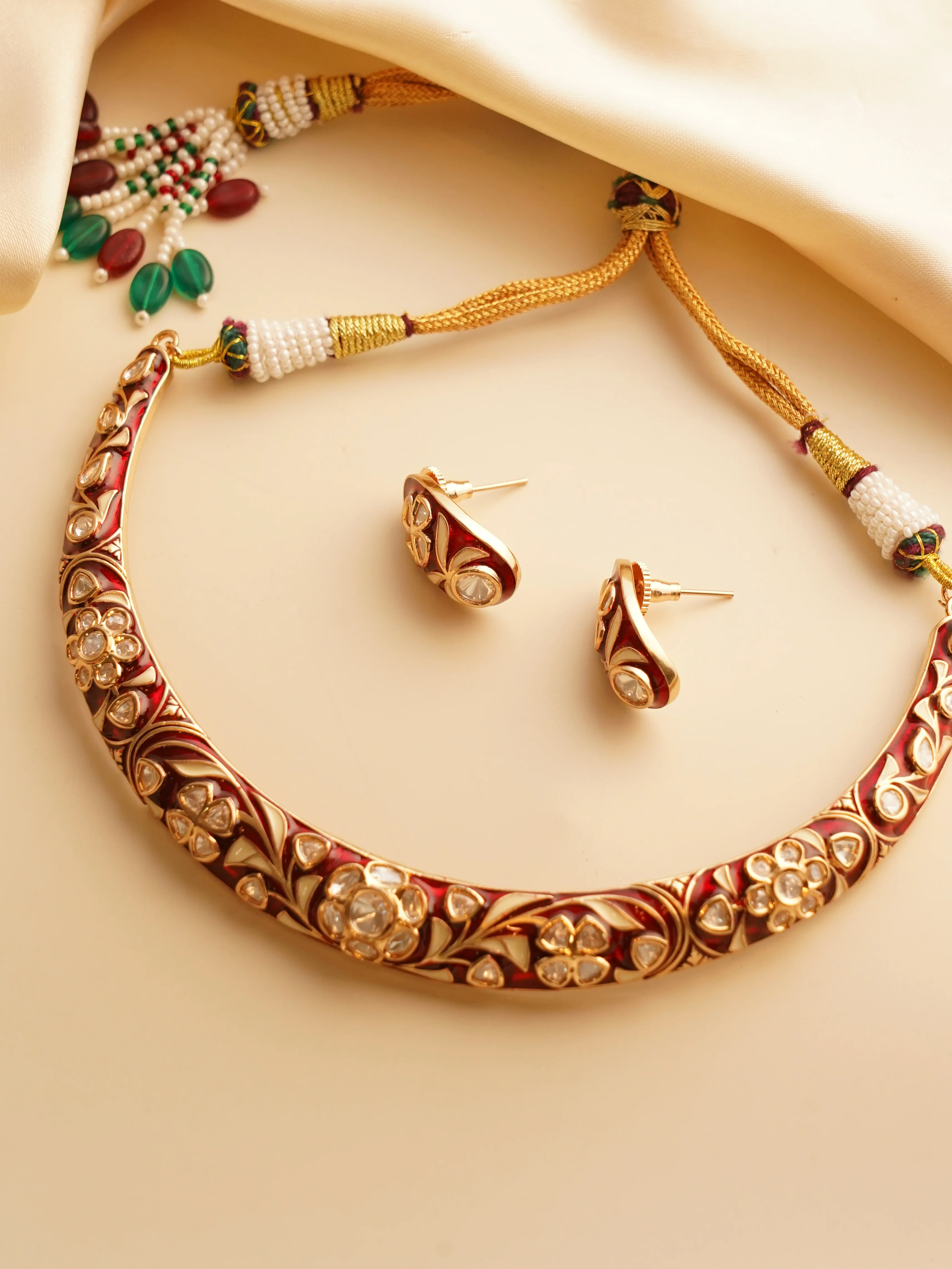 Meenakari Hasli Choker Necklace Set with Studs - Image 3