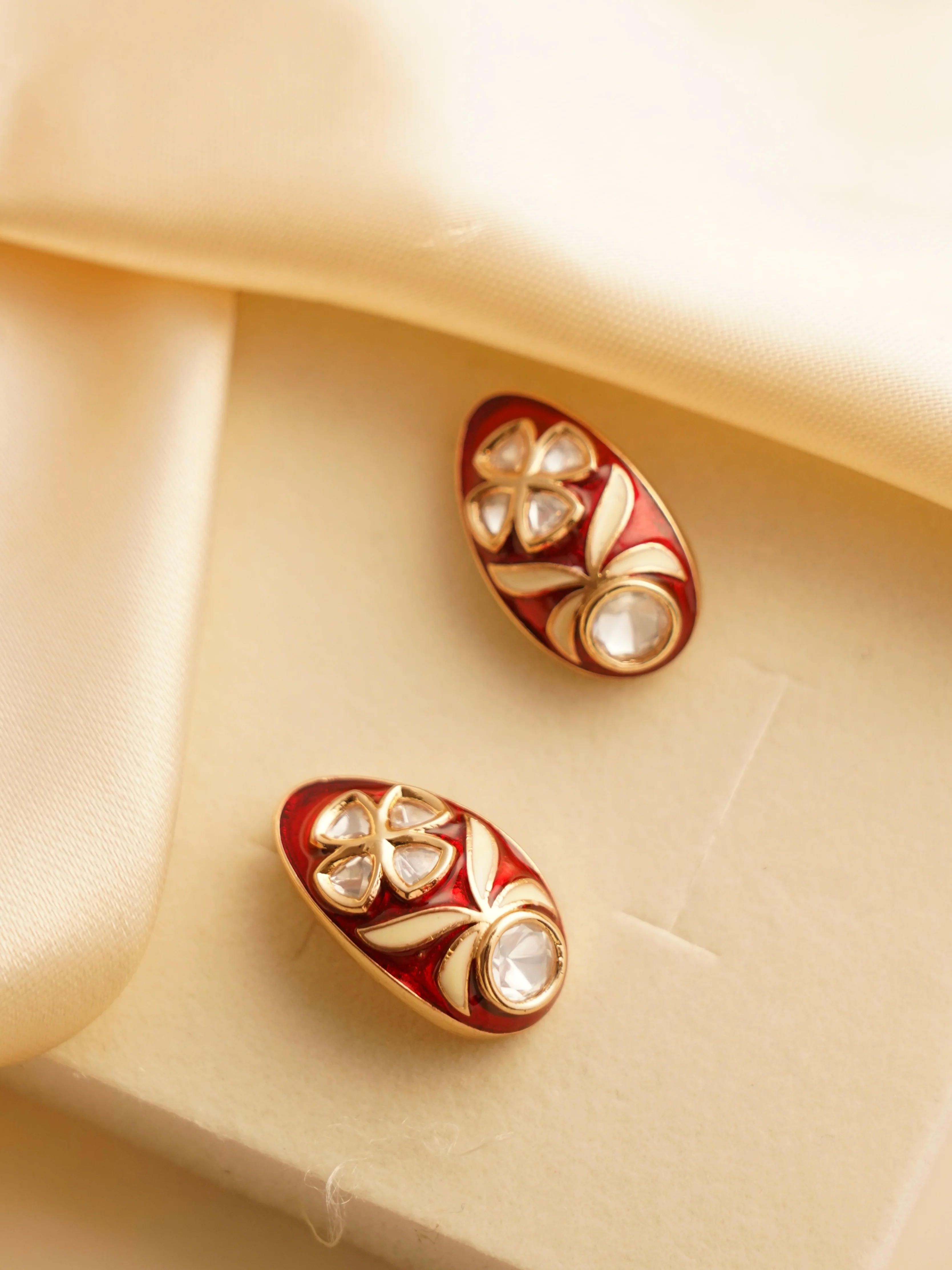 Meenakari Hasli Choker Necklace Set with Studs - Image 6