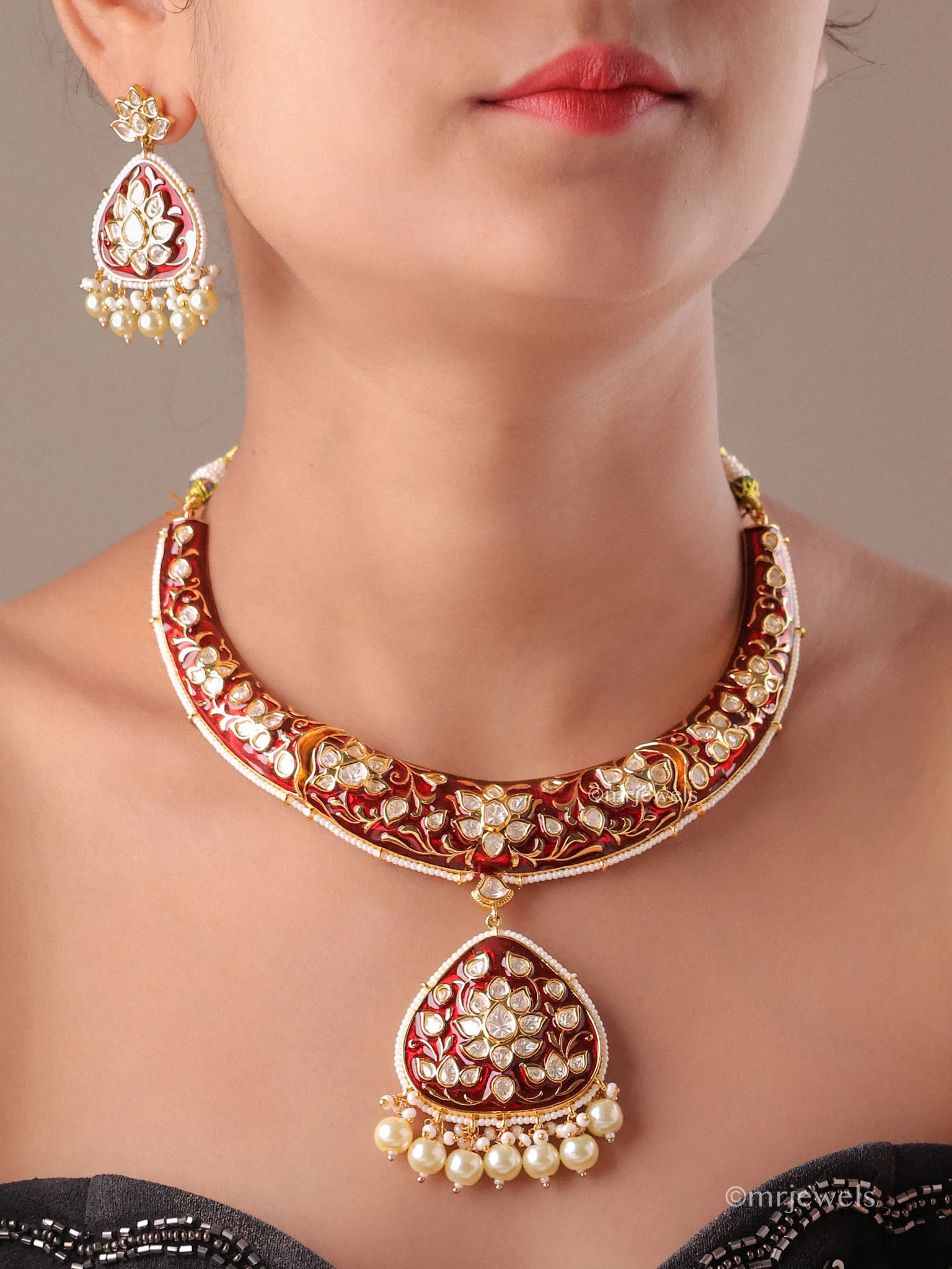 Meenakari Polki Pearl Hasli Necklace Set - Image 3