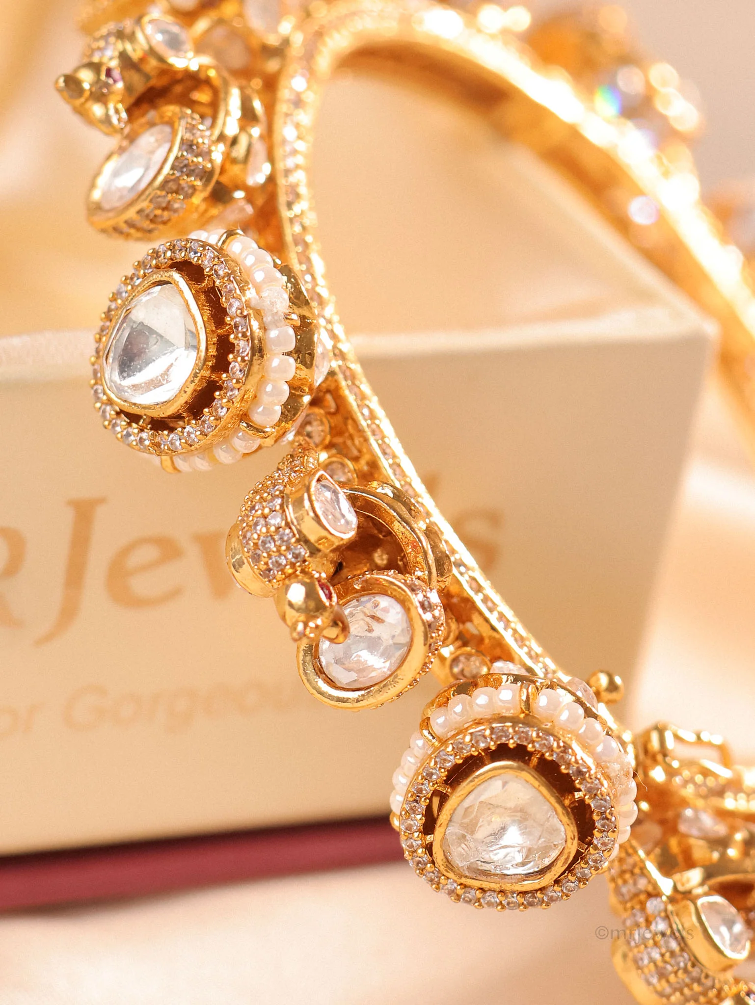 Meherika Polki Pearl Kada - Image 3