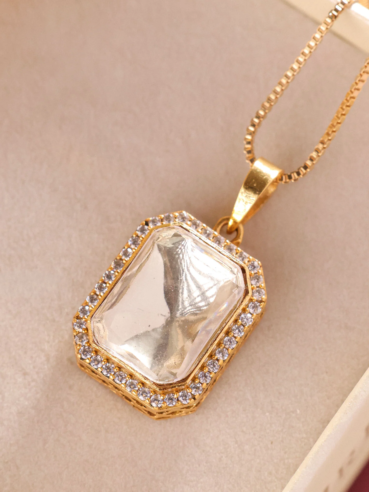 Mehr Moissanite Pendant Set - Image 4