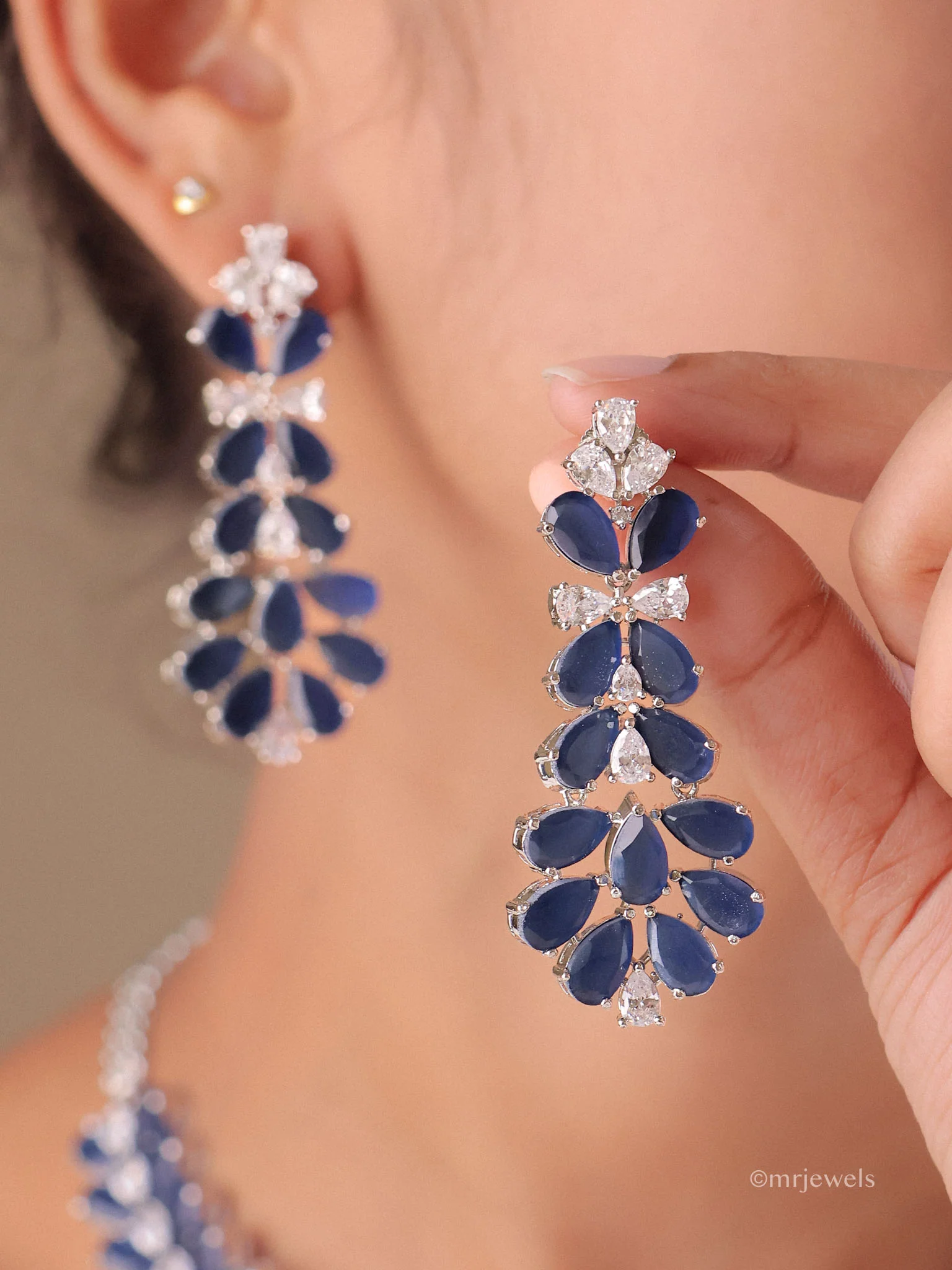 Midnight Sapphire Luxe Necklace Set - Image 4