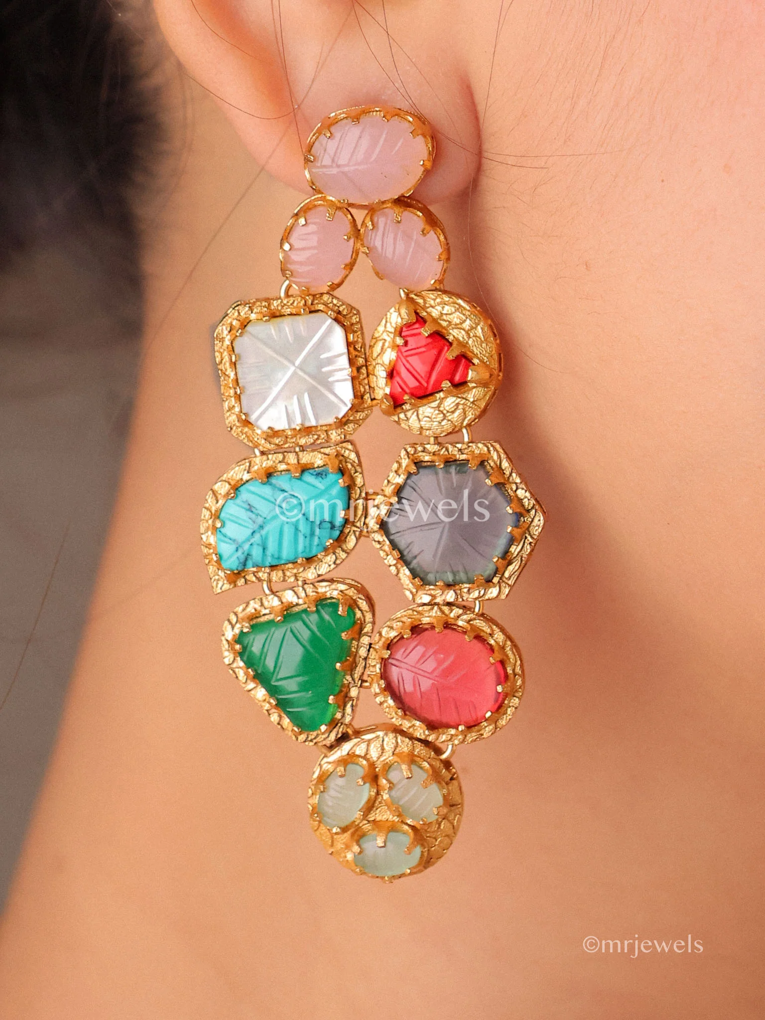 Multi carved stone Cocktail necklace set - Image 3