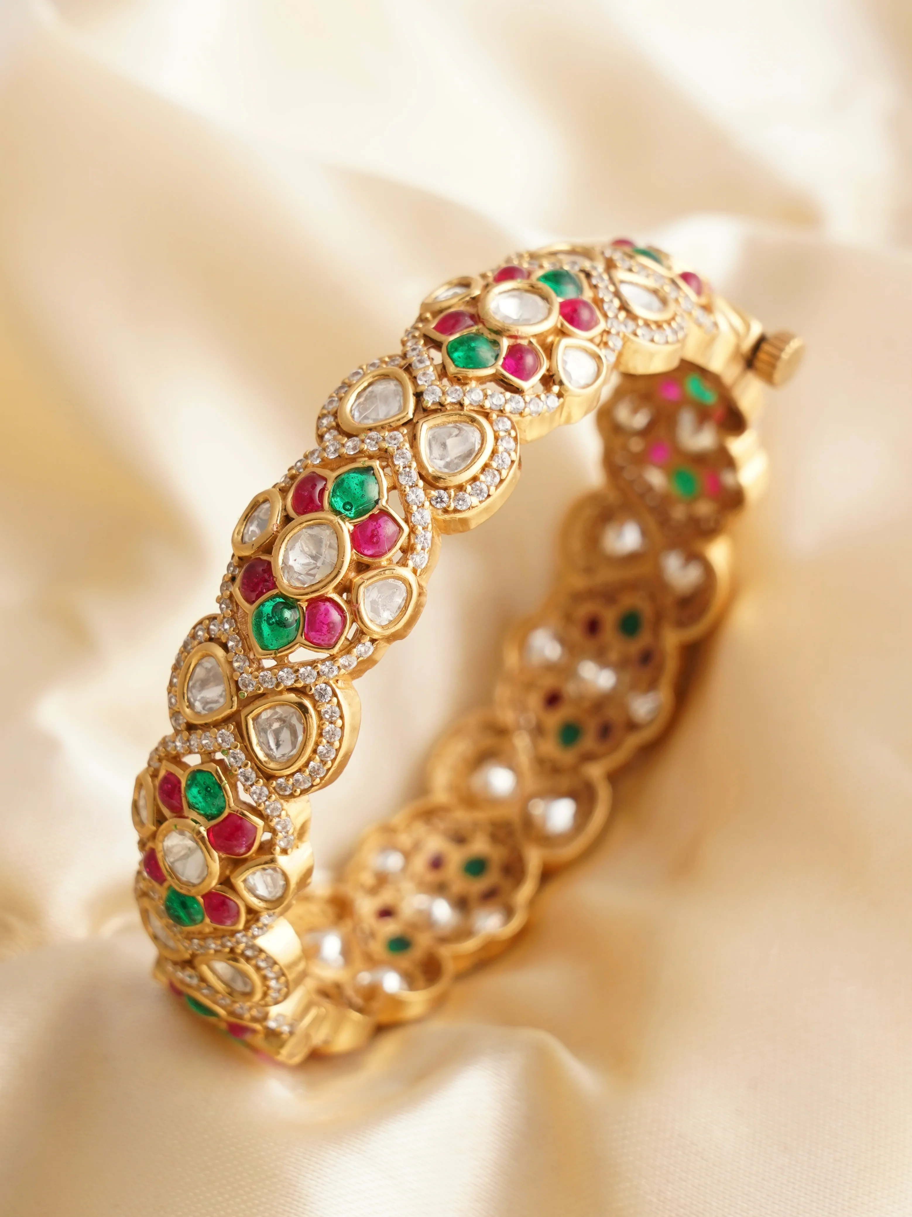 Naaz Polki Kundan Kada Bangles –Openable - Image 4