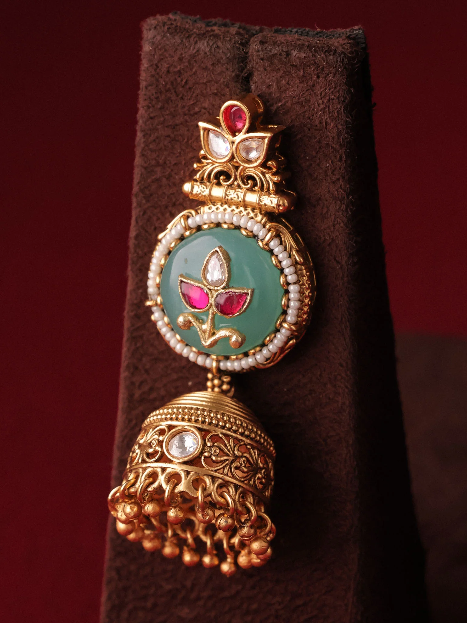 Nayantara Jhumki Choker Set - Image 3