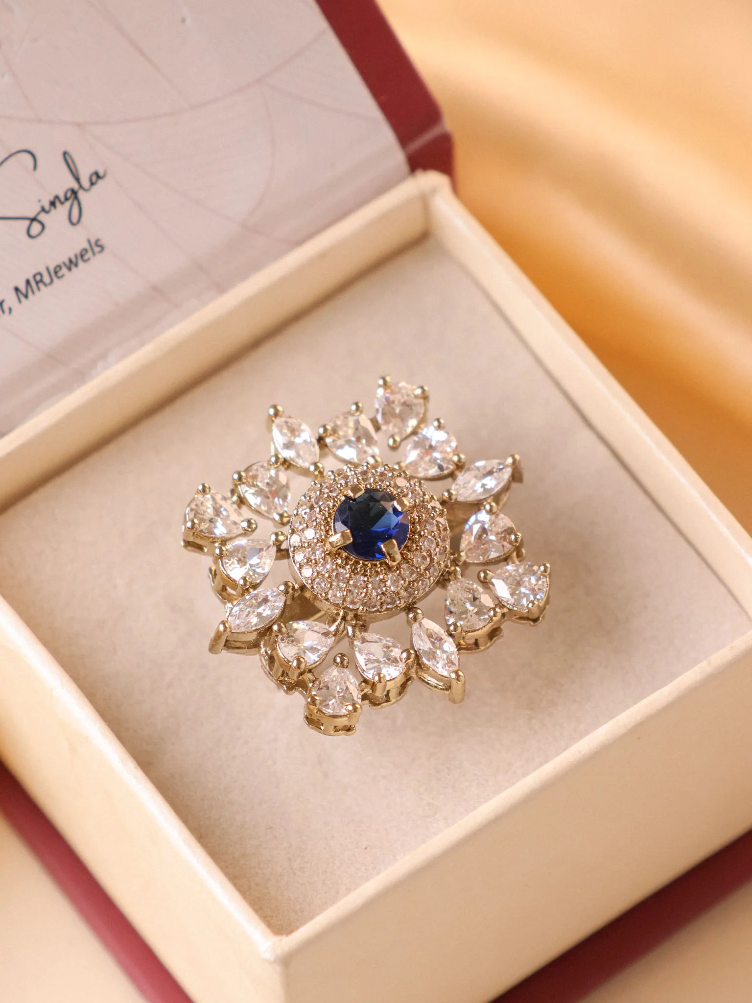 Noor Cocktail Ring - Image 4