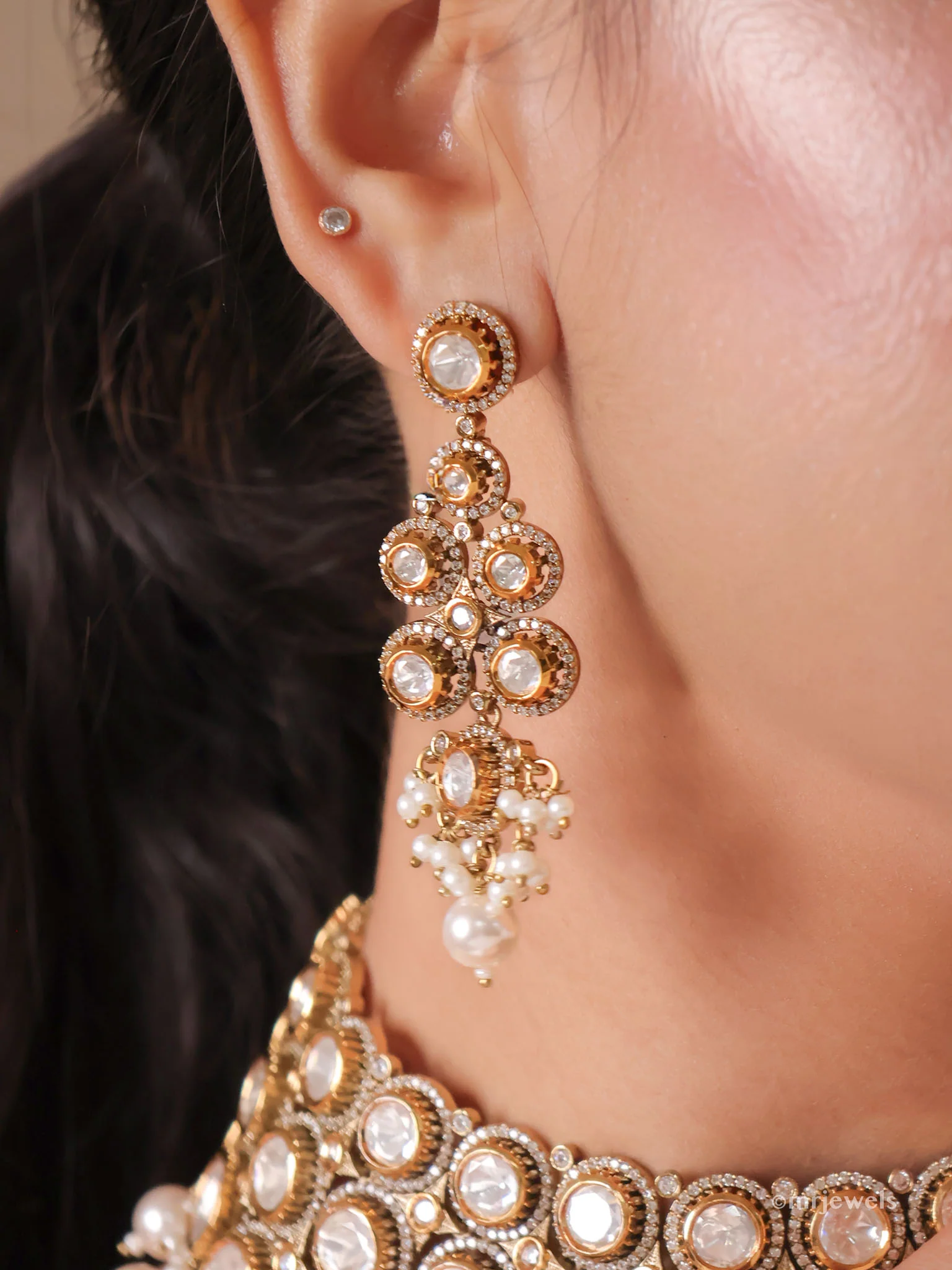 Noor-e-Gul Round Polki Pearl Choker Set (Necklace, Earrings & Maang-Tikka) - Image 3