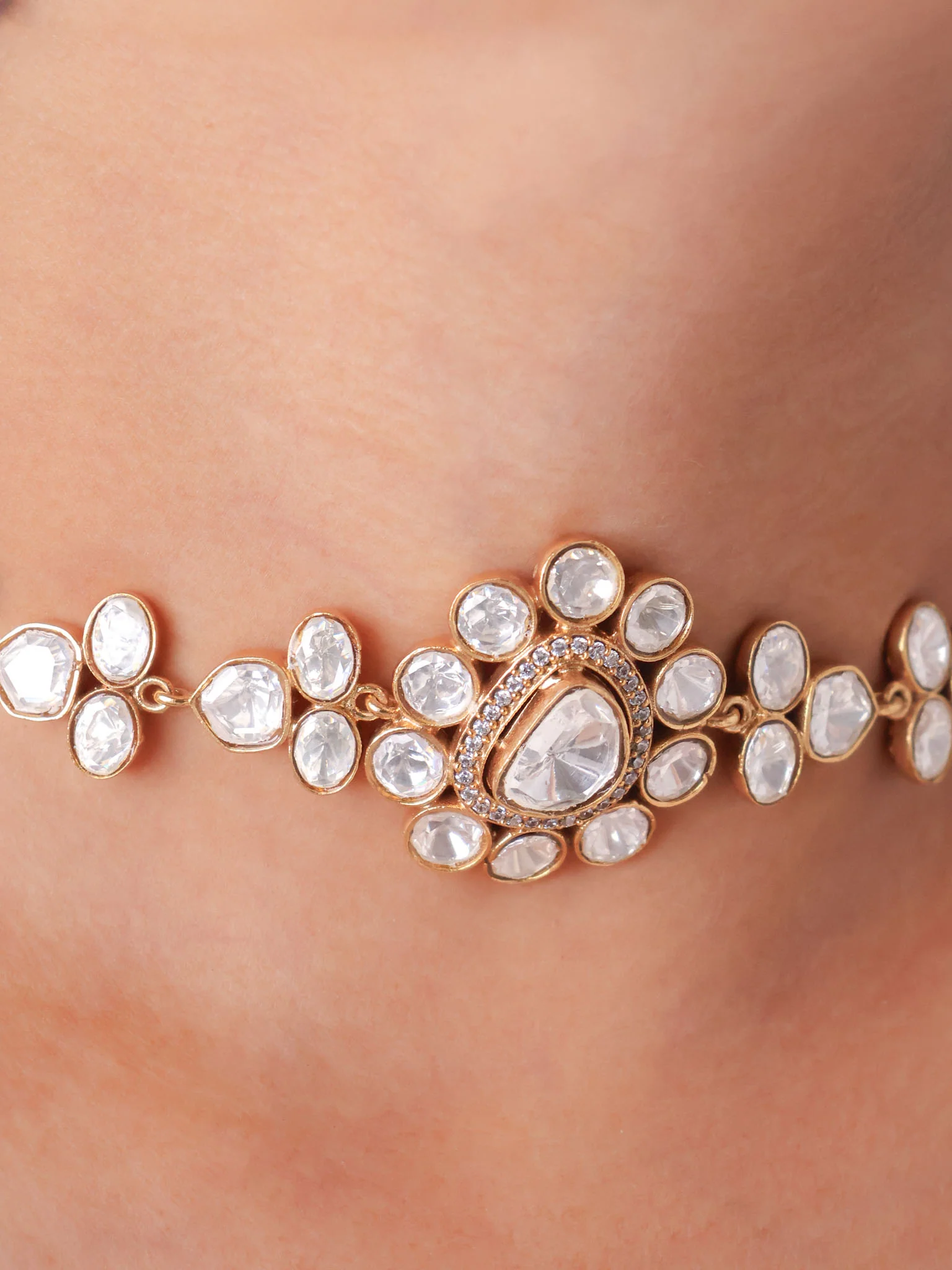 Noor-E-Nazakat Kundan Choker - Image 2